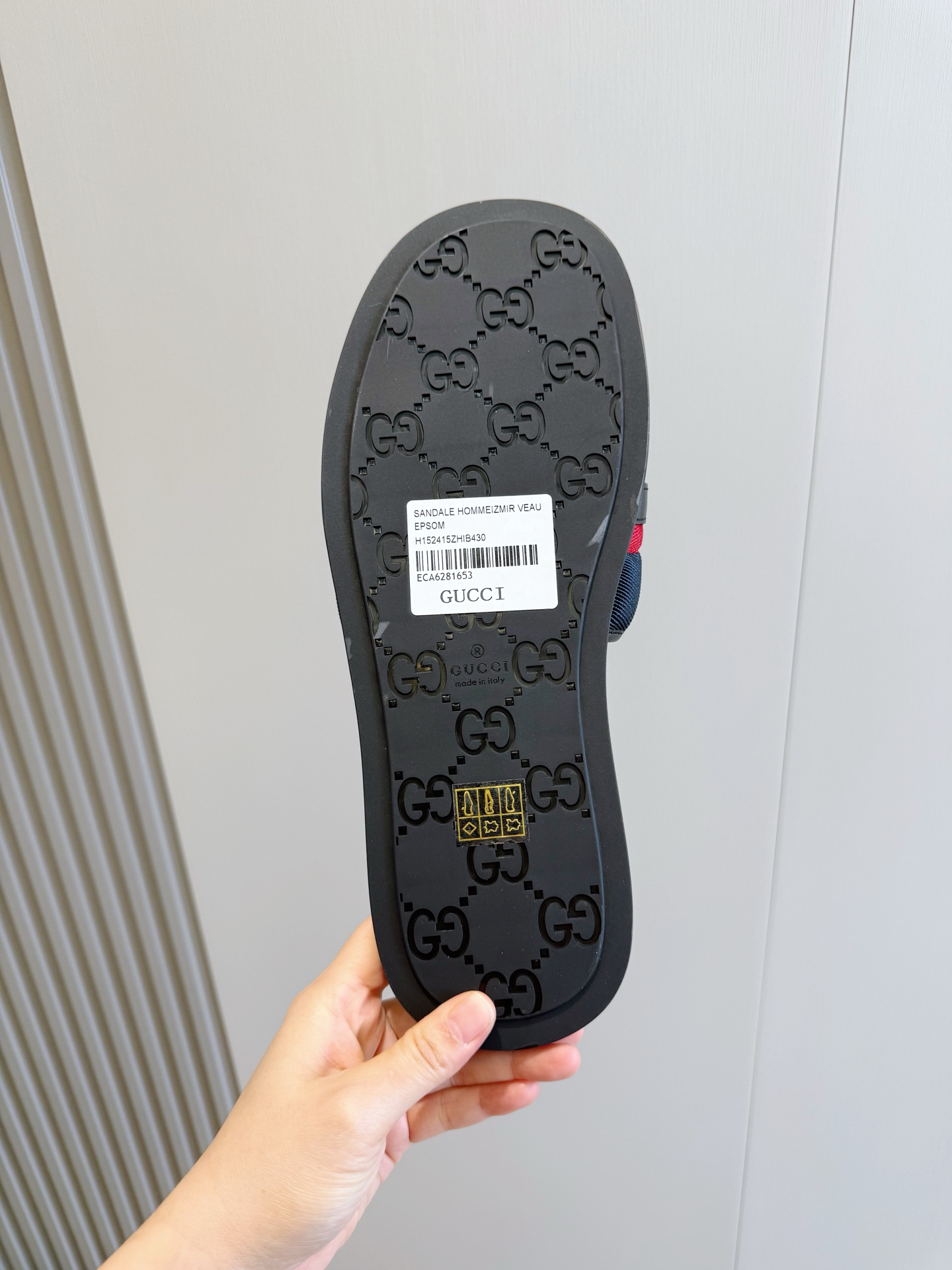 Gucci Style Black Leather Men's Shoes style reference detail image 6 from source 781424