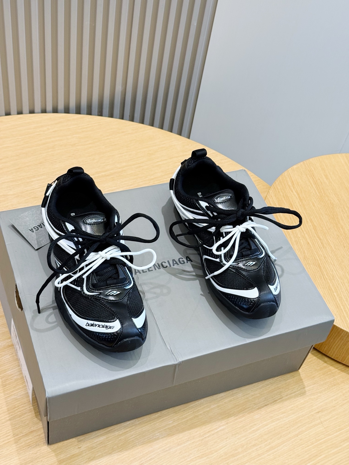 발렌시아가 신발 116402 Balenciaga Shoes