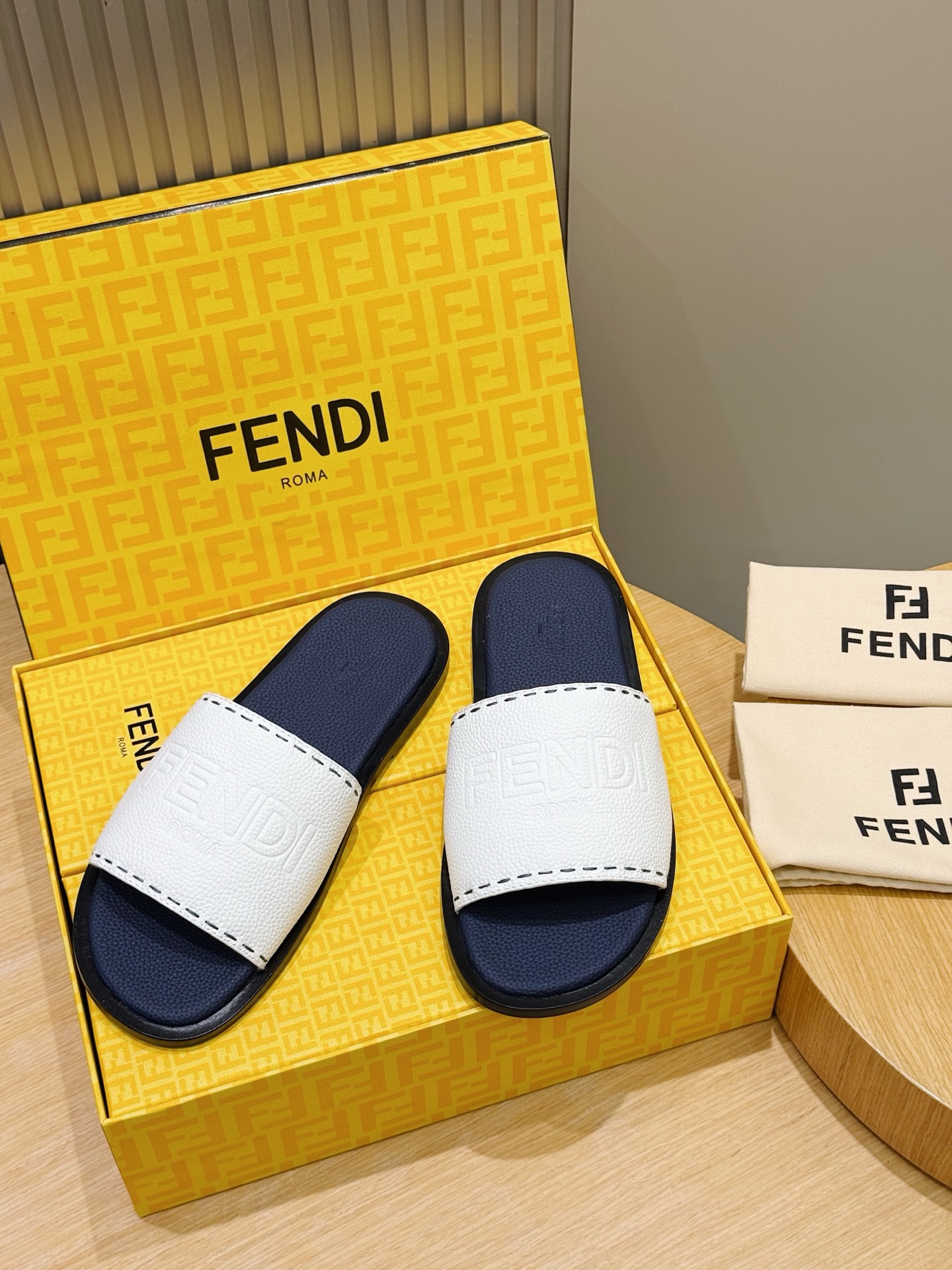 펜디 신발 122064 Fendi Shoes