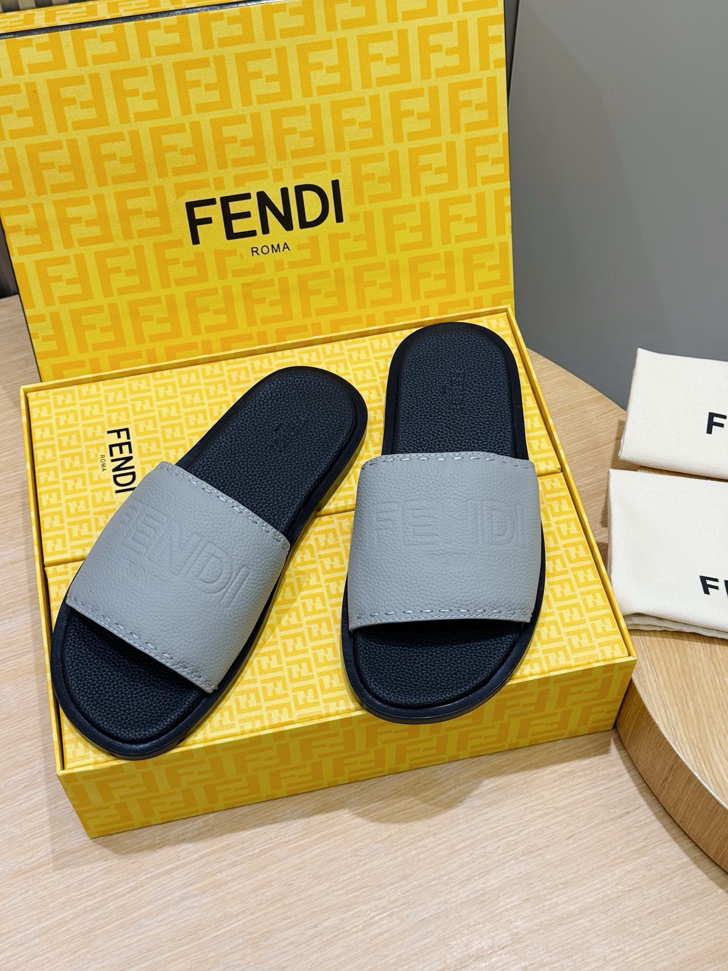 펜디 신발 122065 Fendi Shoes