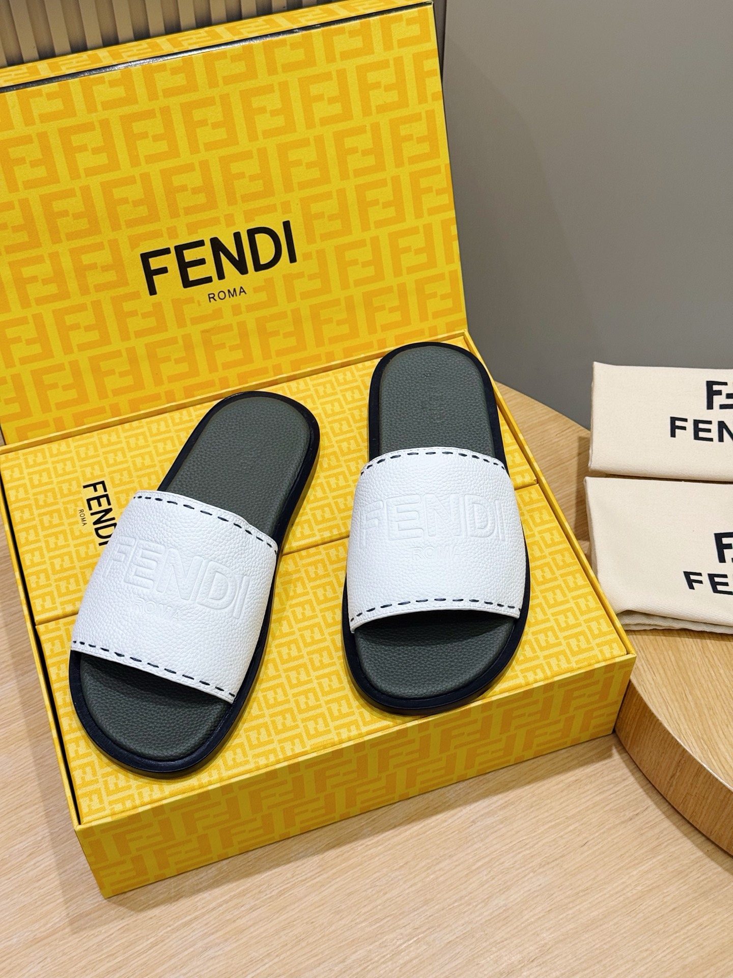 펜디 신발 122071 Fendi Shoes