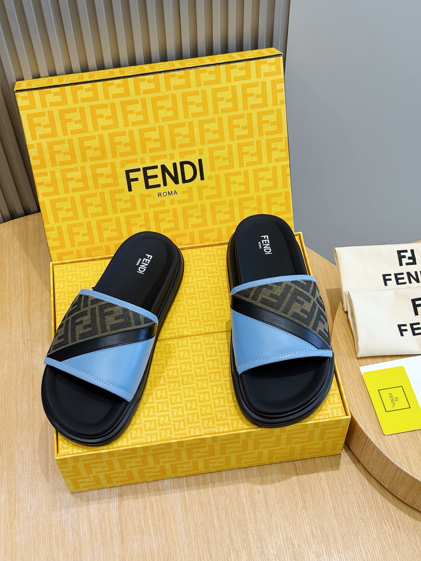 펜디 신발 122079 Fendi Shoes