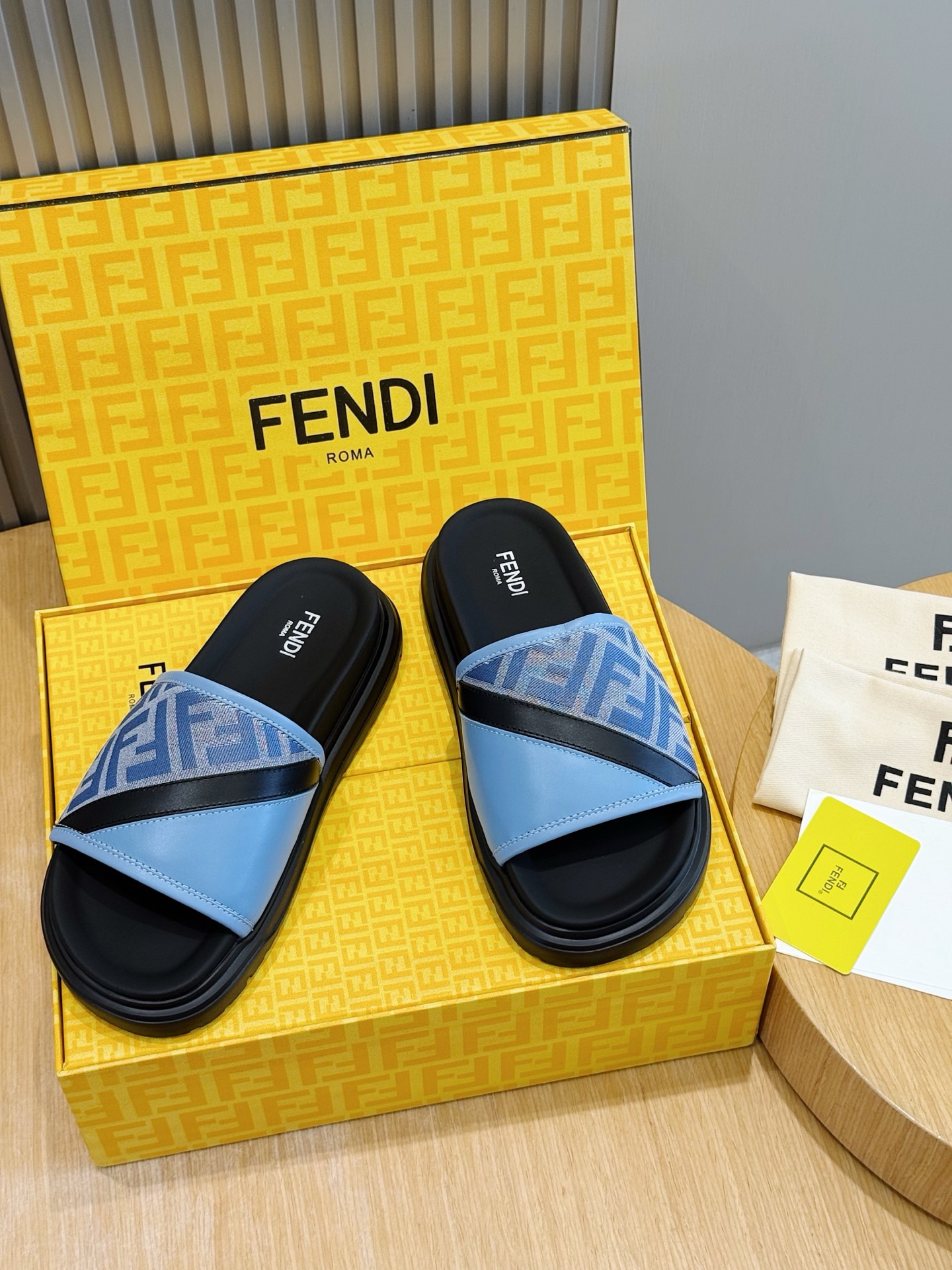 펜디 신발 122082 Fendi Shoes