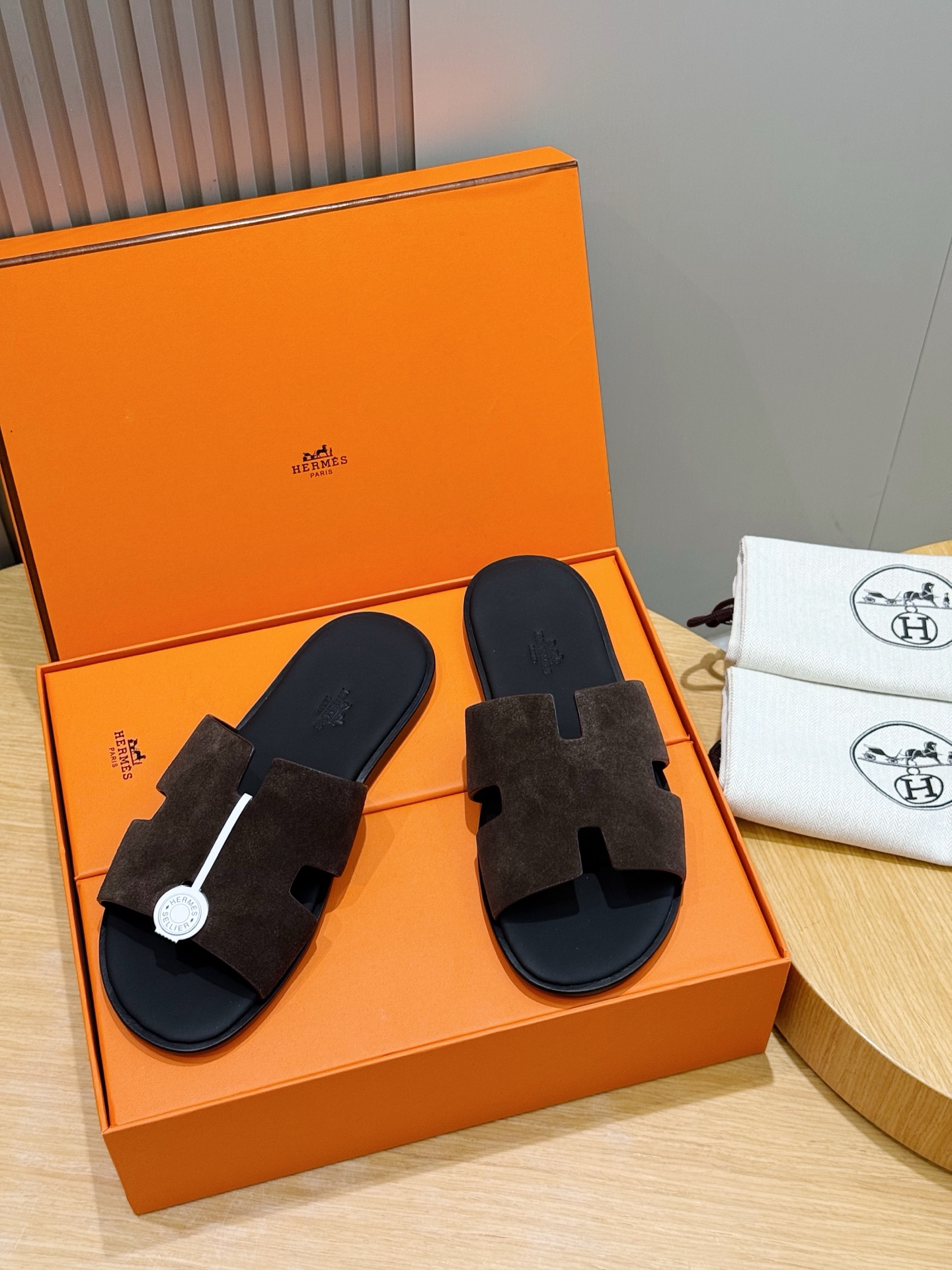 에르메스 이즈미르 샌들 155896
