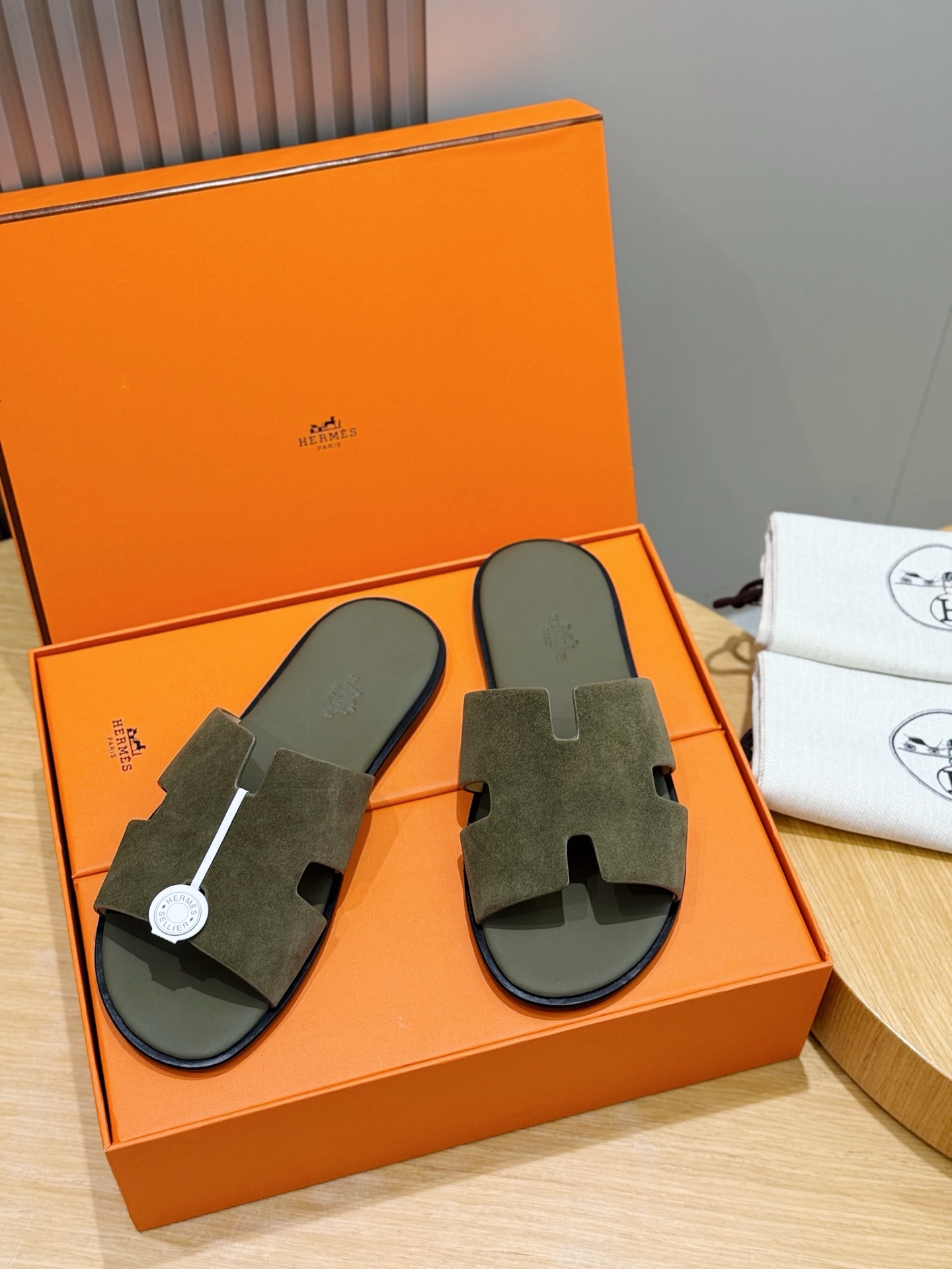 에르메스 이즈미르 샌들 155890