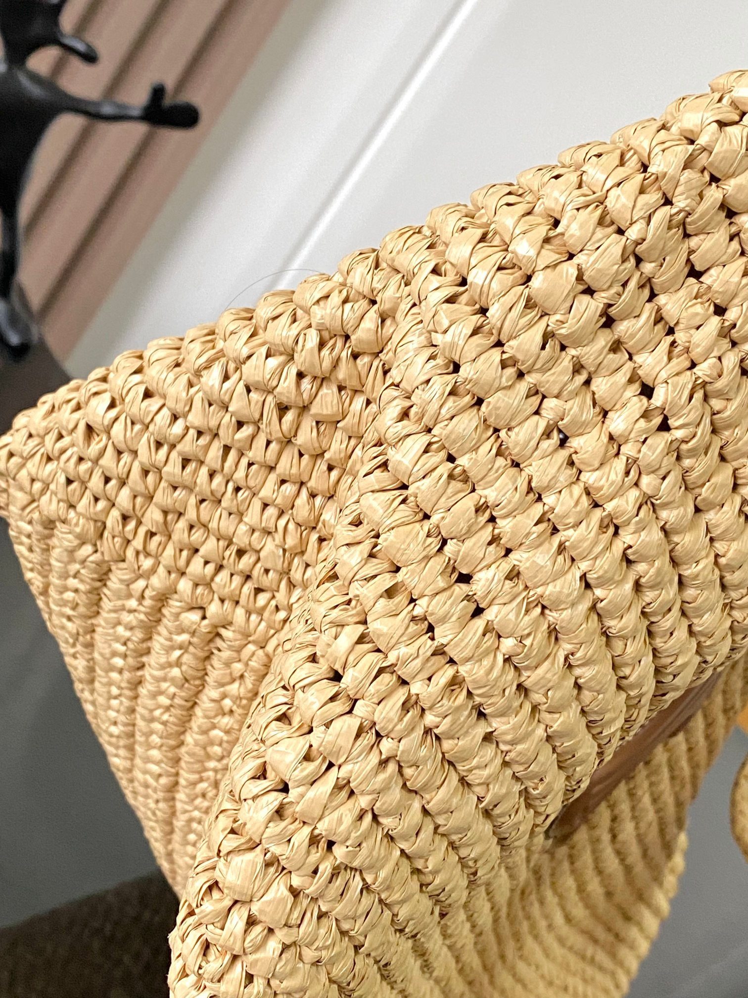 Gucci 度假风 穿搭｜草编包～是夏日 CLASSIC PANIER CABAS