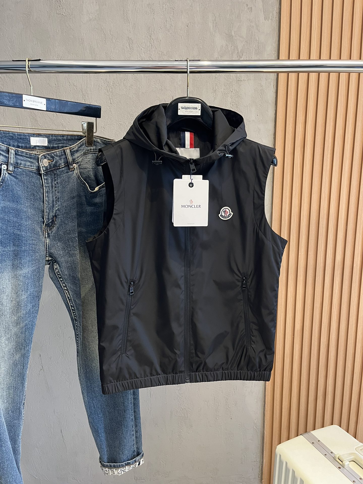 Moncler Clothing Coats & Jackets Waistcoats Fall/Winter Collection Fashion Casual