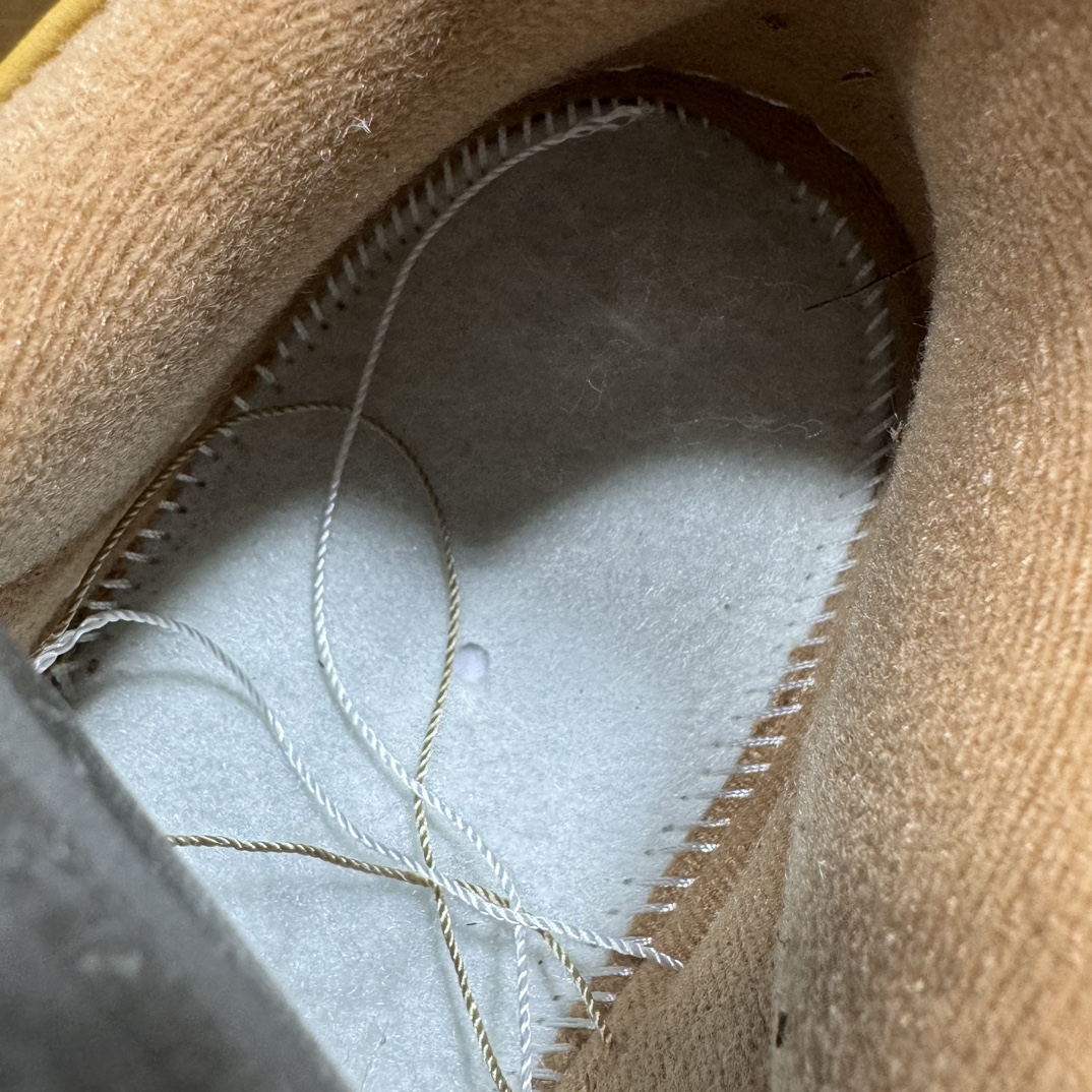 全码补出！价格上调！
奥莱ZP福利空军小麦！
尺码：35.5-44.5全码输出！
天猫 京东等平台充正订单！秋冬应季重磅福利，白菜价体验正品！售前 售后 一包到底！各位兄弟放心冲！编码：AB368546!