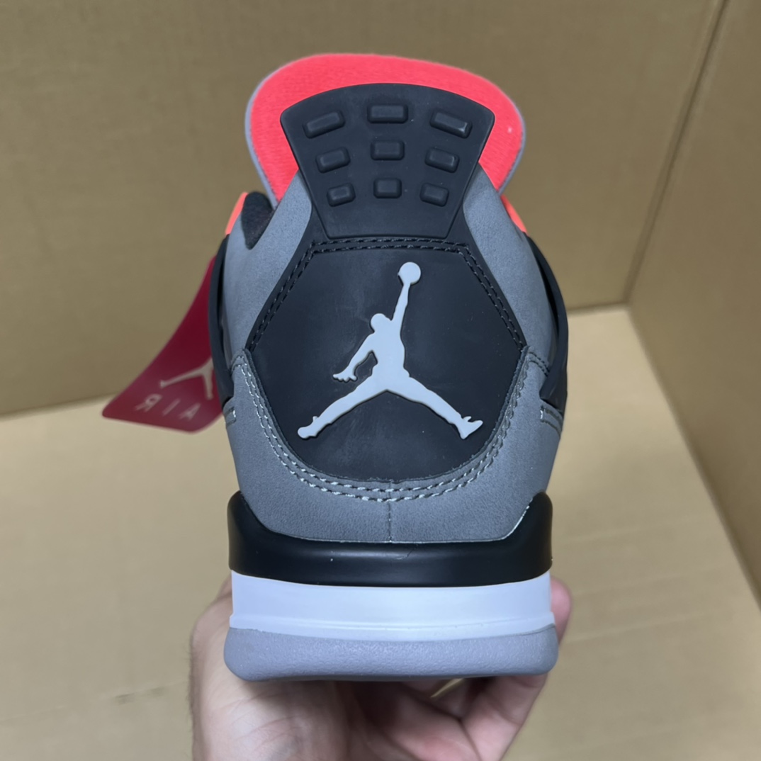 特价💰180
  双十二活动冲刺！
小绿X版本aj4系列部分配色特价！
尺码36-47.5，稳定输出！
大厂出品 品质保证！细节做的相当到位！行业性价比天花板产品！卖过都知道，转图必卖！