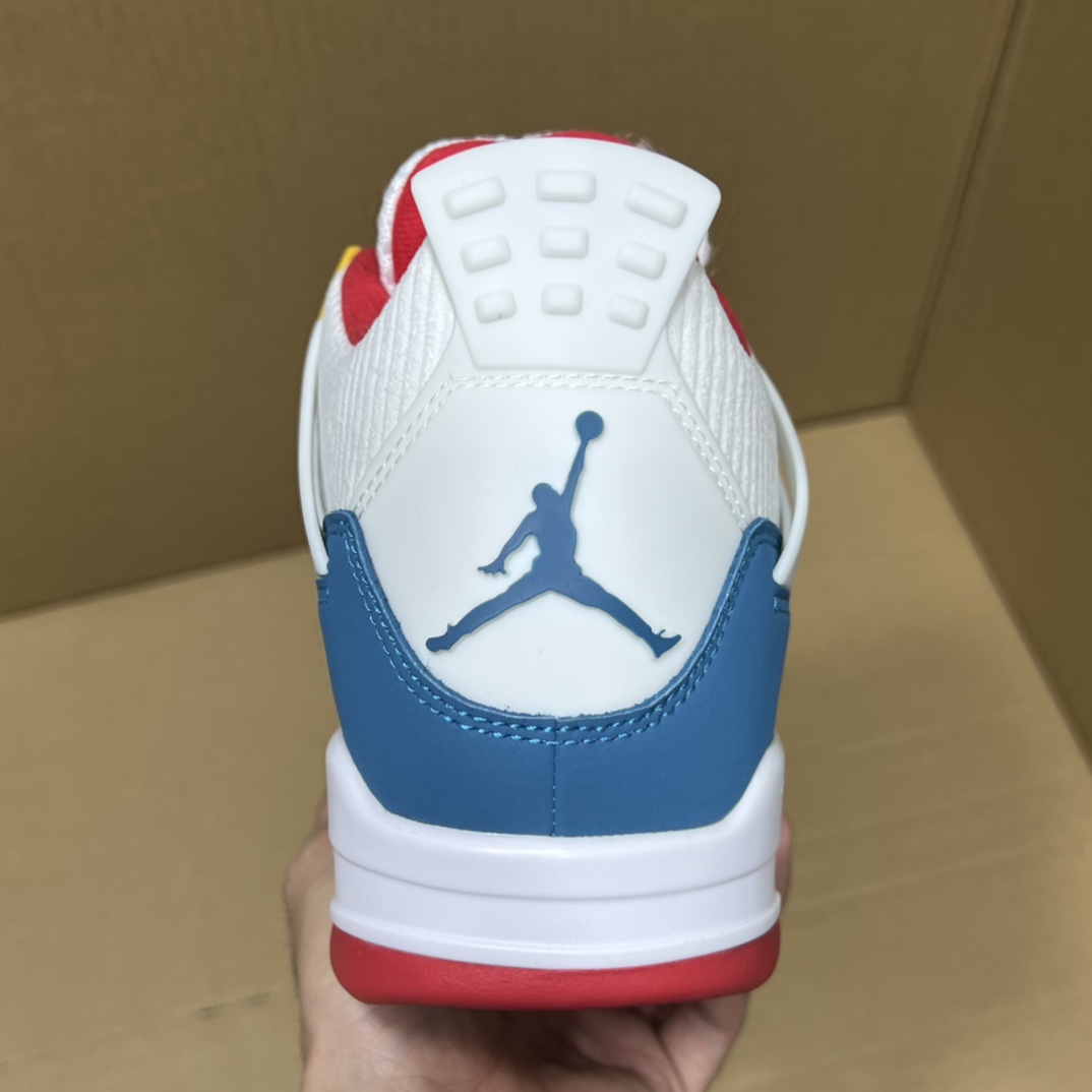 特价💰180
  双十二活动冲刺！
小绿X版本aj4系列部分配色特价！
尺码36-47.5，稳定输出！
大厂出品 品质保证！细节做的相当到位！行业性价比天花板产品！卖过都知道，转图必卖！