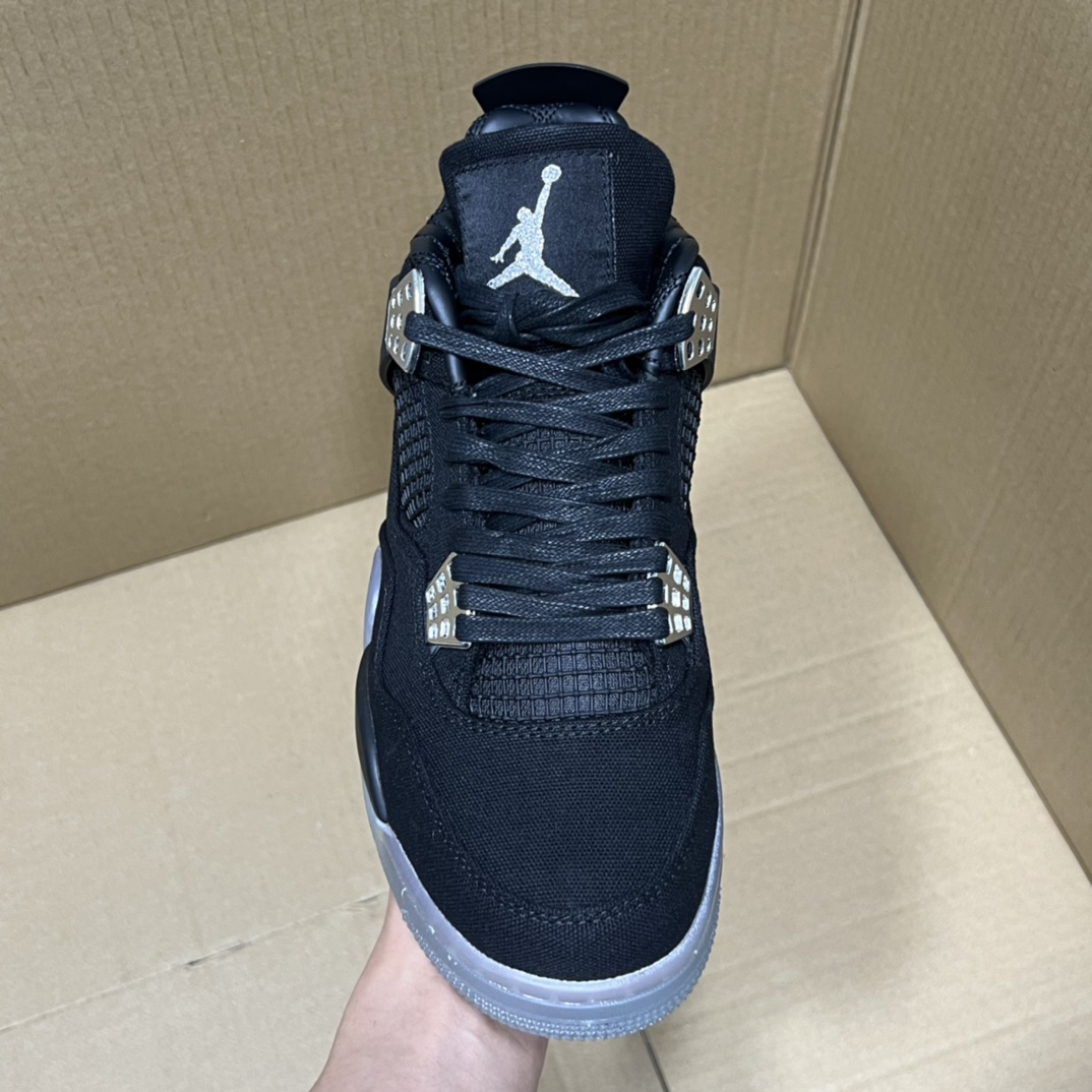 特价💰180
  双十二活动冲刺！
小绿X版本aj4系列部分配色特价！
尺码36-47.5，稳定输出！
大厂出品 品质保证！细节做的相当到位！行业性价比天花板产品！卖过都知道，转图必卖！