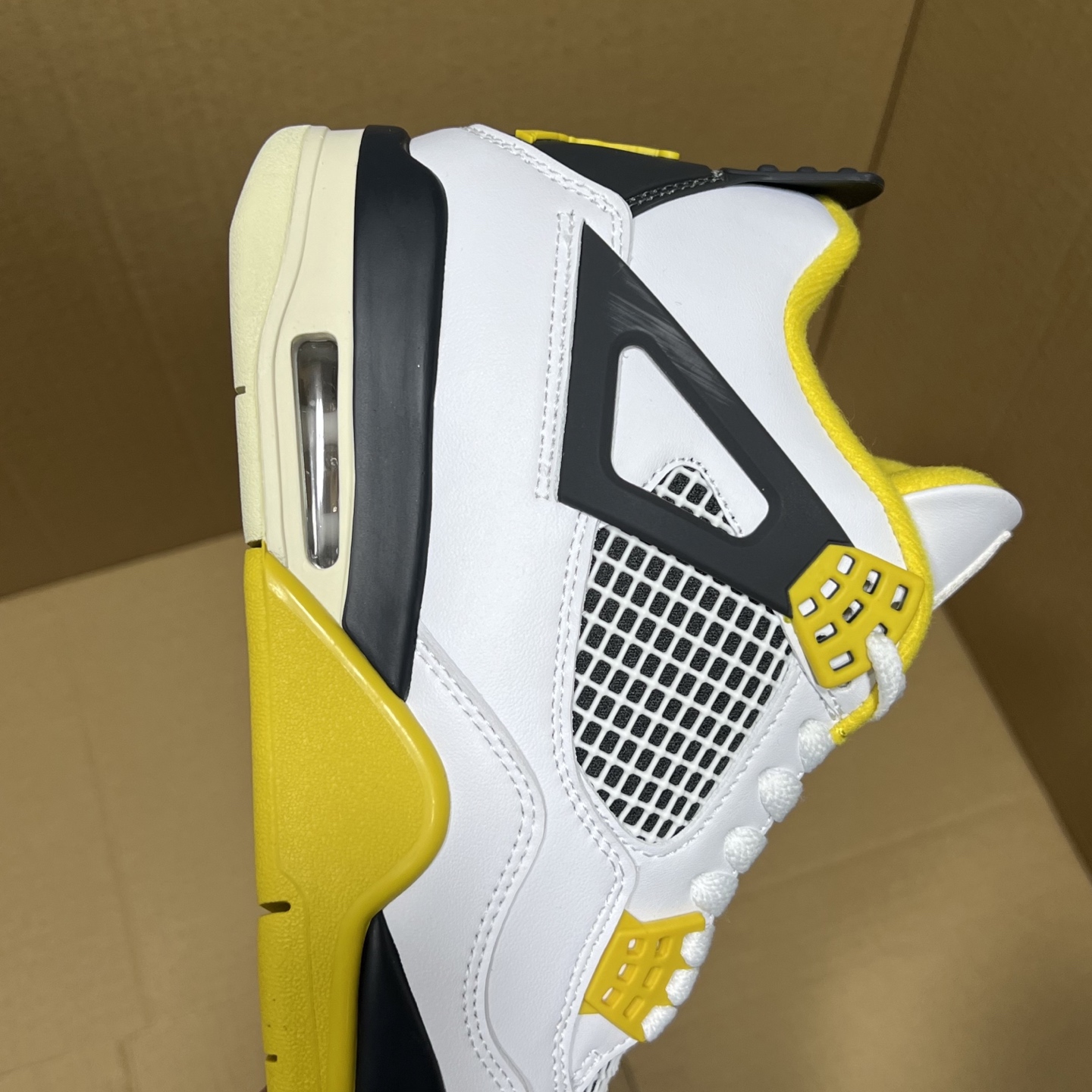 Air Jordan 4 Retro Lightning (2021) Men's Shoe - Premium Quality, Sizes 40-48.5 6 i1746643767809 2976 0 5