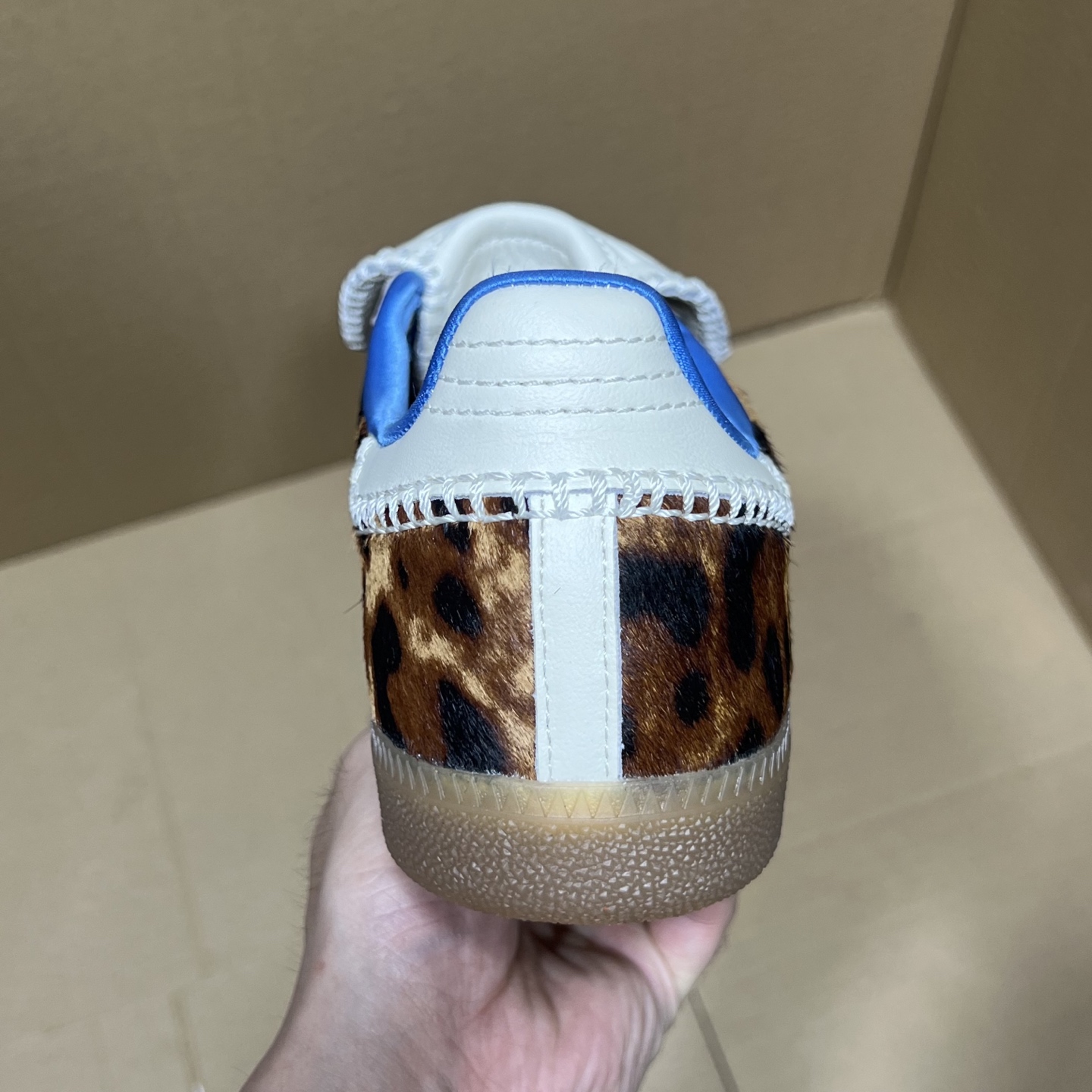 Originals 尺码35.5-45

福利特价-Wales Bonner x AD Original