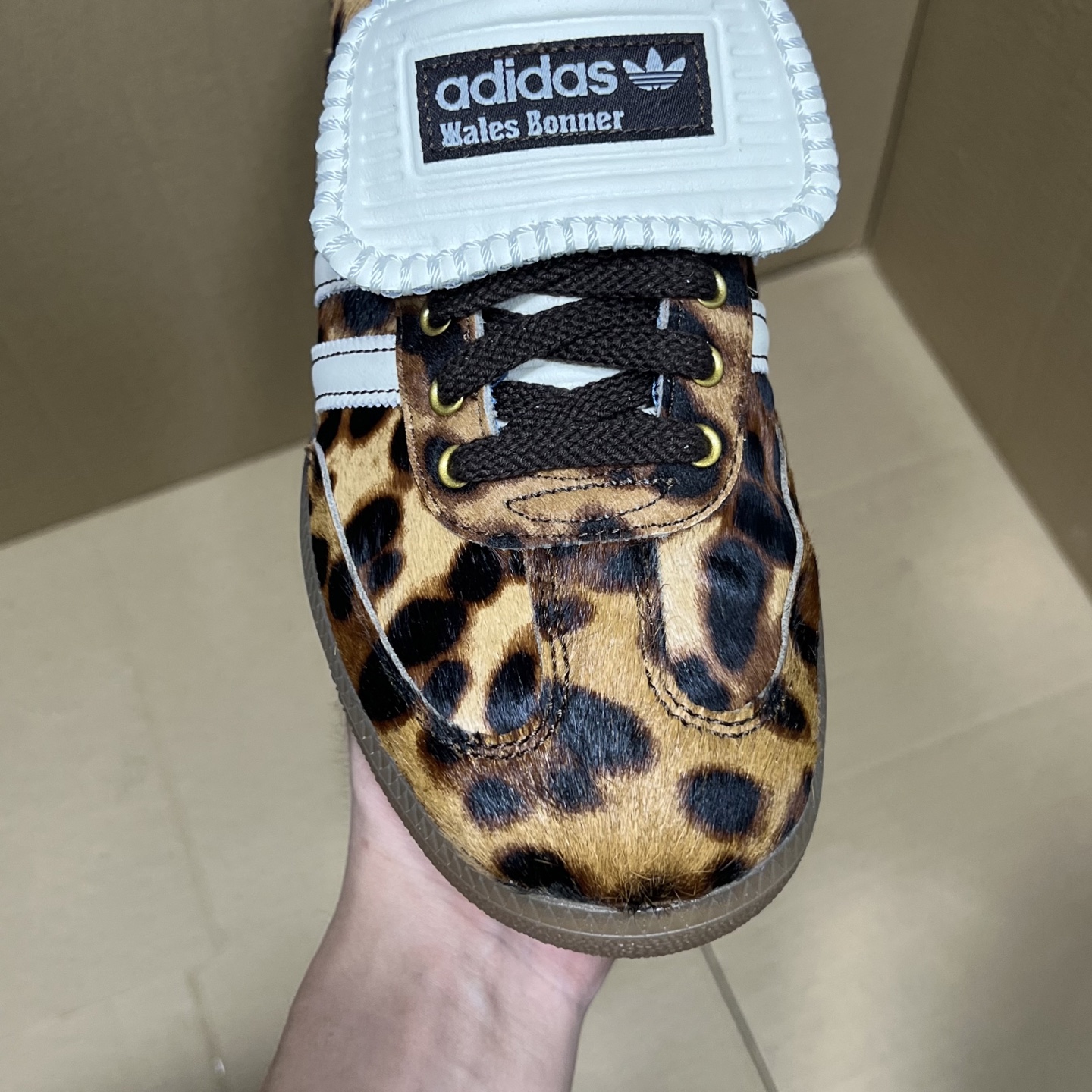 Originals 尺码35.5-45

福利特价-Wales Bonner x AD Original