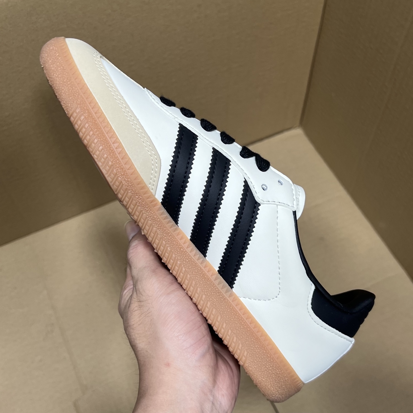  Original Samba OG 复古经典轻便板鞋白黑 ID0478
35.5-45