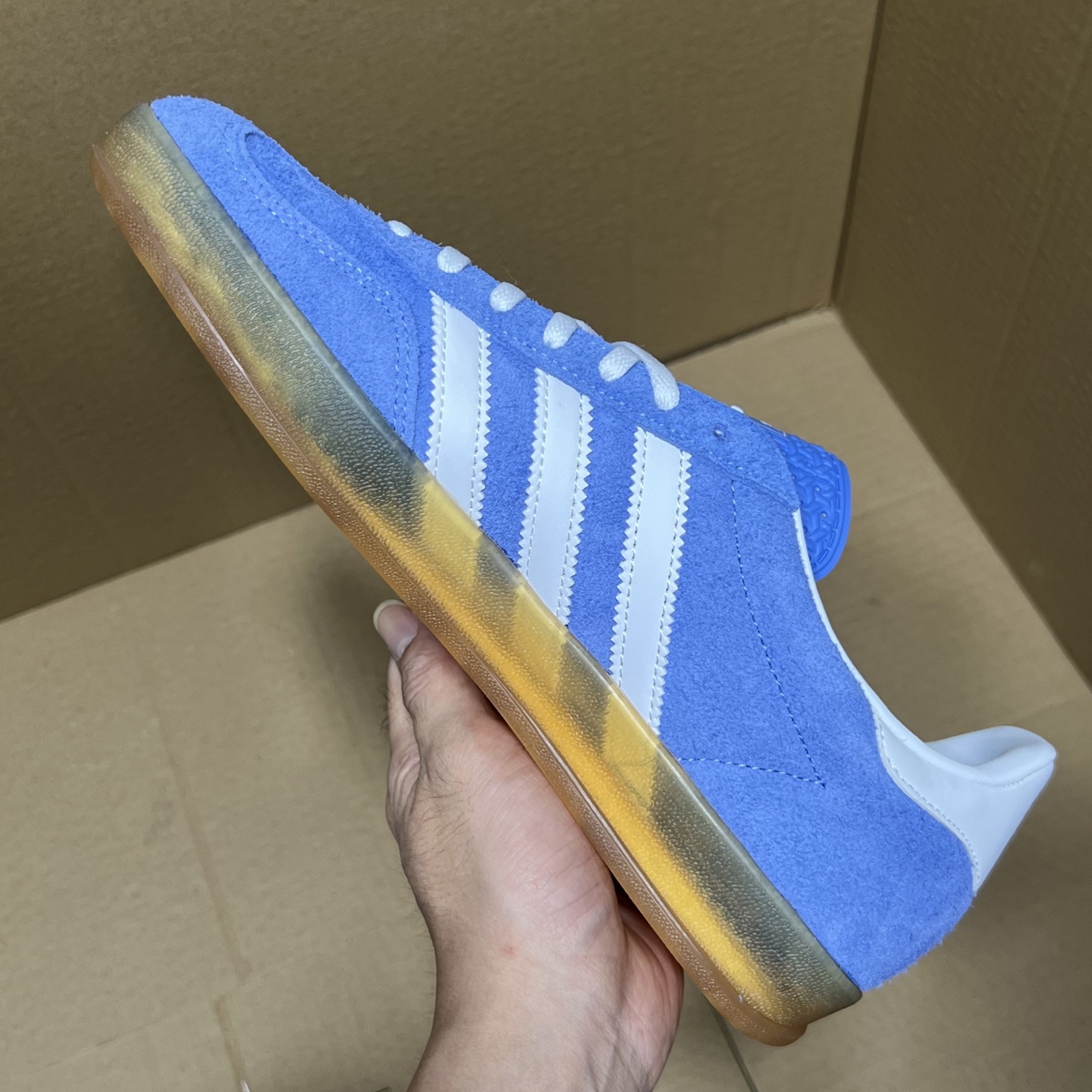   Originals Gazelle Indoor  防 蓝白 HQ871  35.5-45
