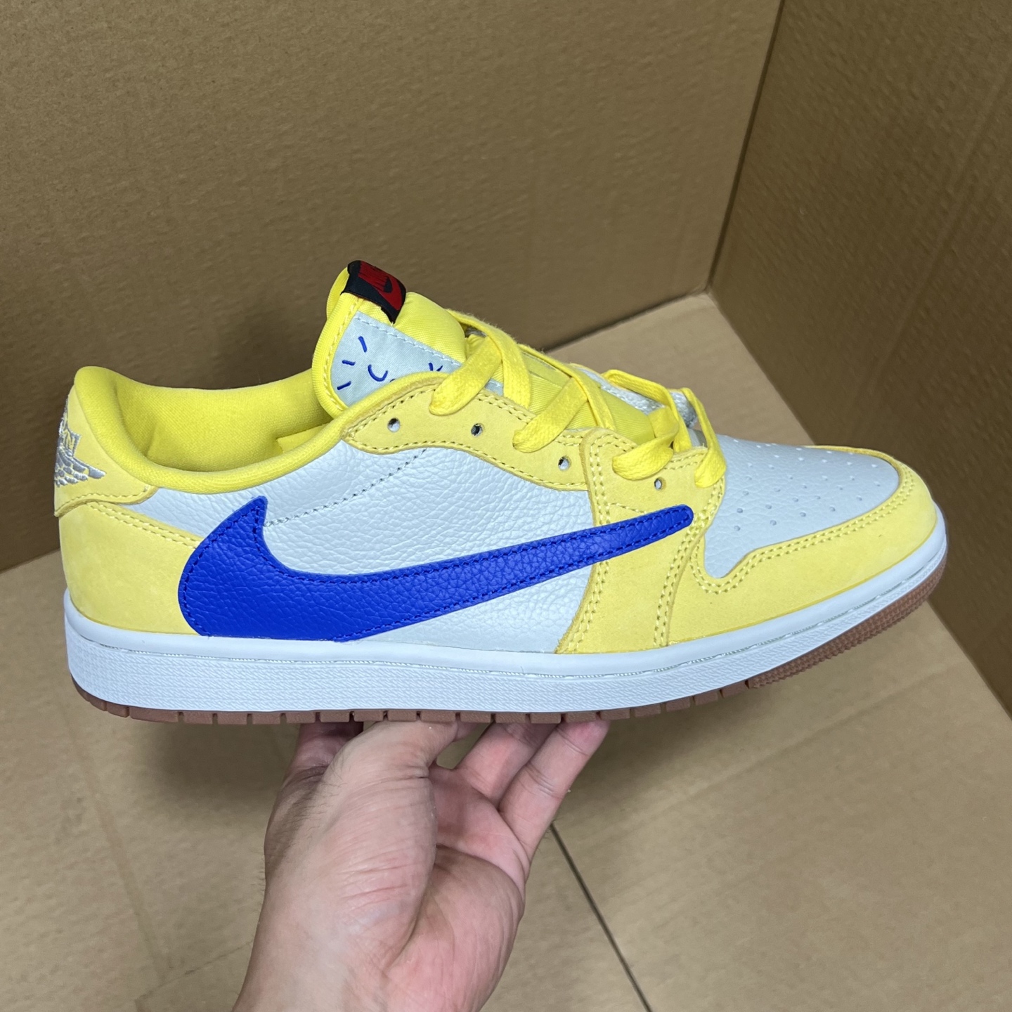 年度重磅福利！R1版AJ1倒勾低帮系列特价！市场知名外贸R1版本！早期老的DT，懂的人都懂！品质 口碑一