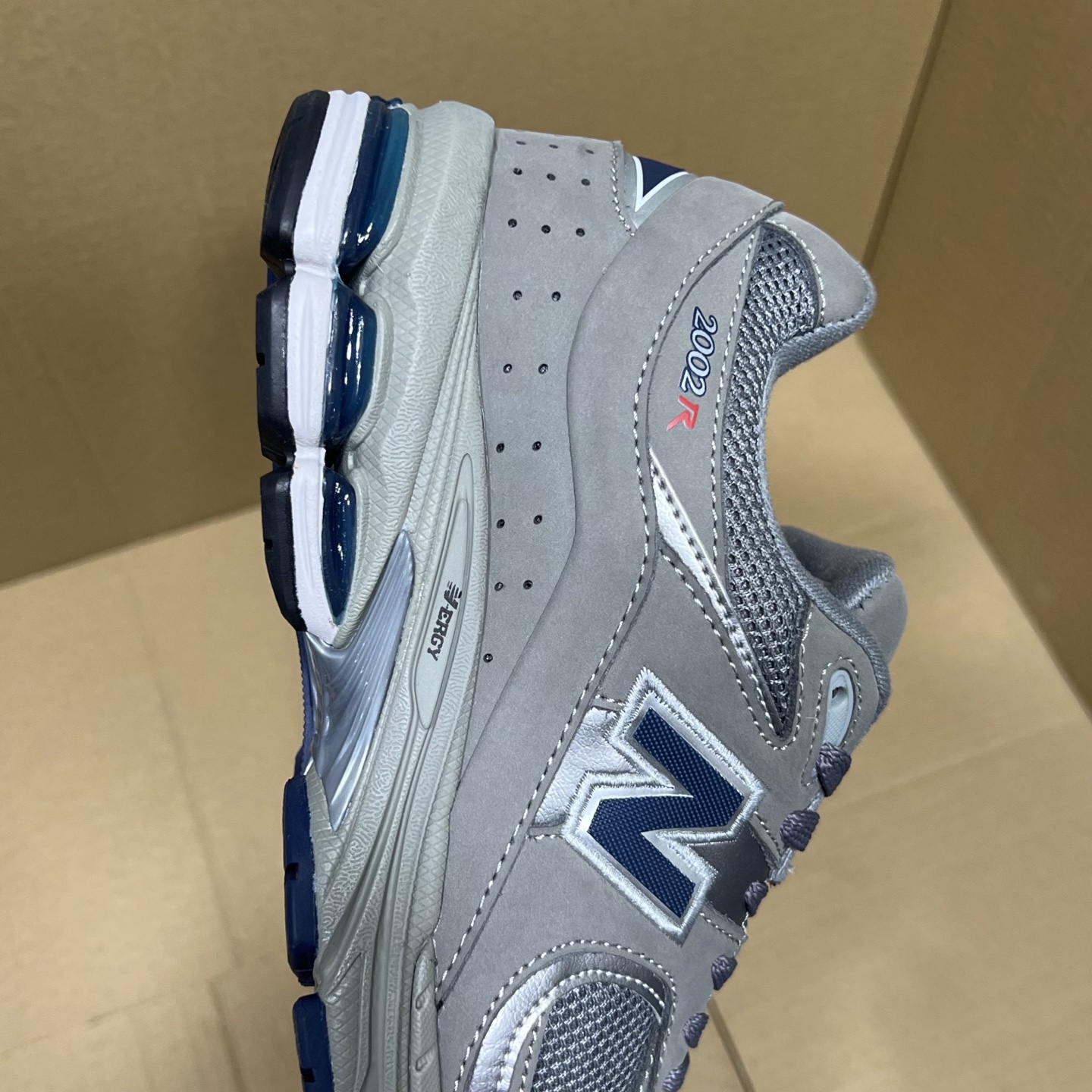 经典灰色 ML2002RA纯原NB2002特价！尺码36-47.5，全码输出！年度重磅纯原福利！之前卖多