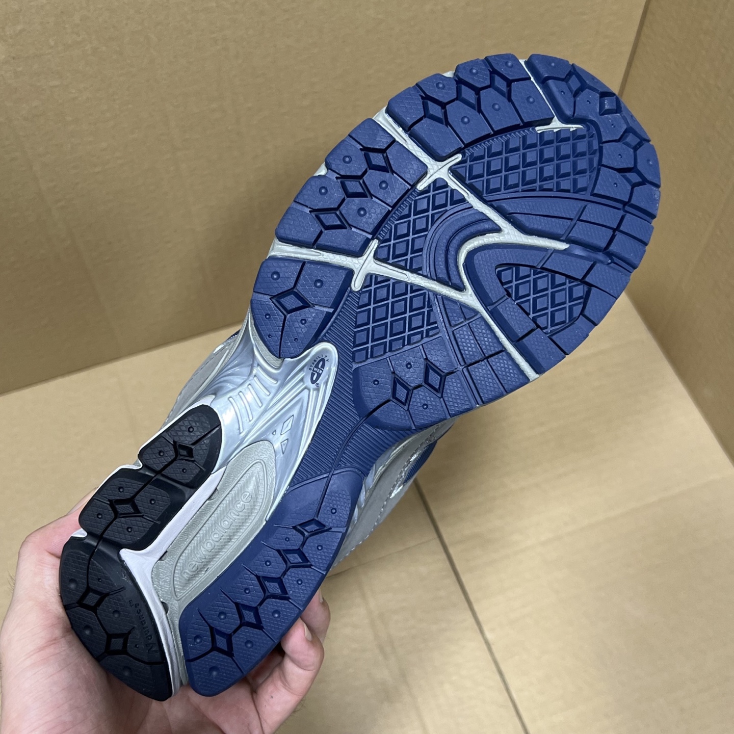 经典灰色 ML2002RA纯原NB2002特价！尺码36-47.5，全码输出！年度重磅纯原福利！之前卖多