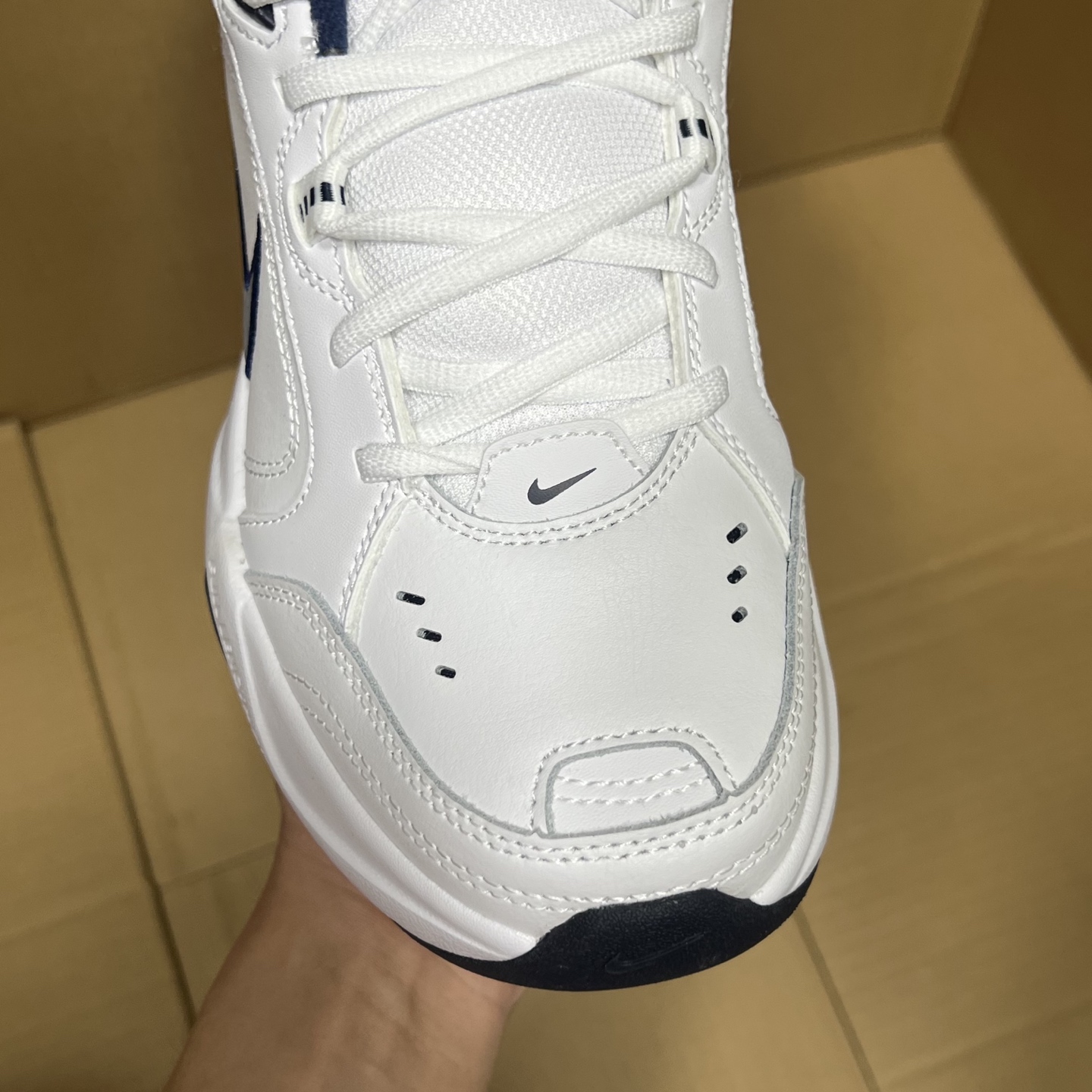 特价💰99‼️ 奥莱版M2K福利特价！ 尺码40 40.5 41 42，白菜价体验正品！ 奥莱直播冲正卖的产品 品质不多说！售前售后 包到底！嘎嘎放心冲！干就完了！