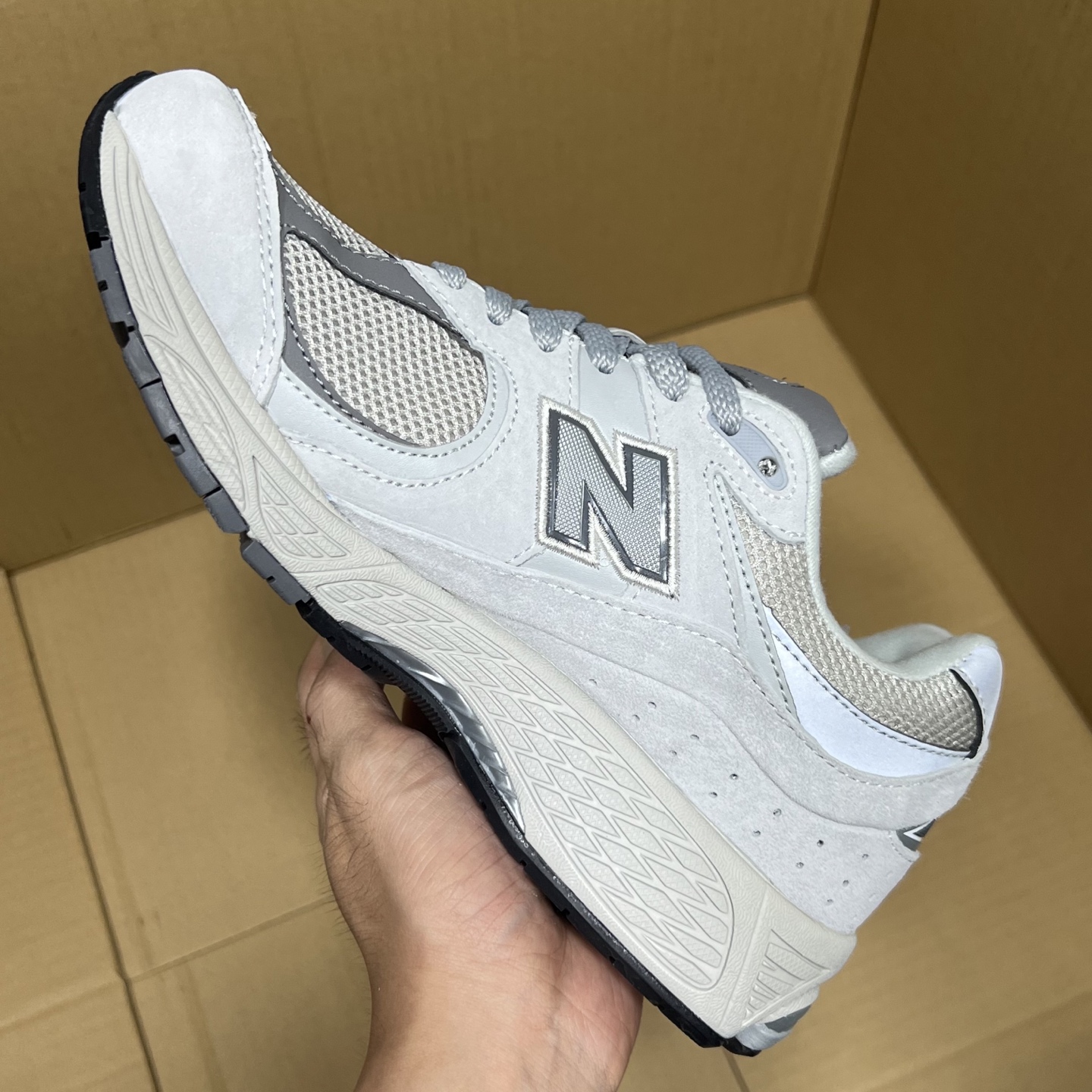 云雾灰色ML2002RO 纯原NB2002特价！尺码36-47.5，全码输出！年度重磅纯原福利！之前卖多