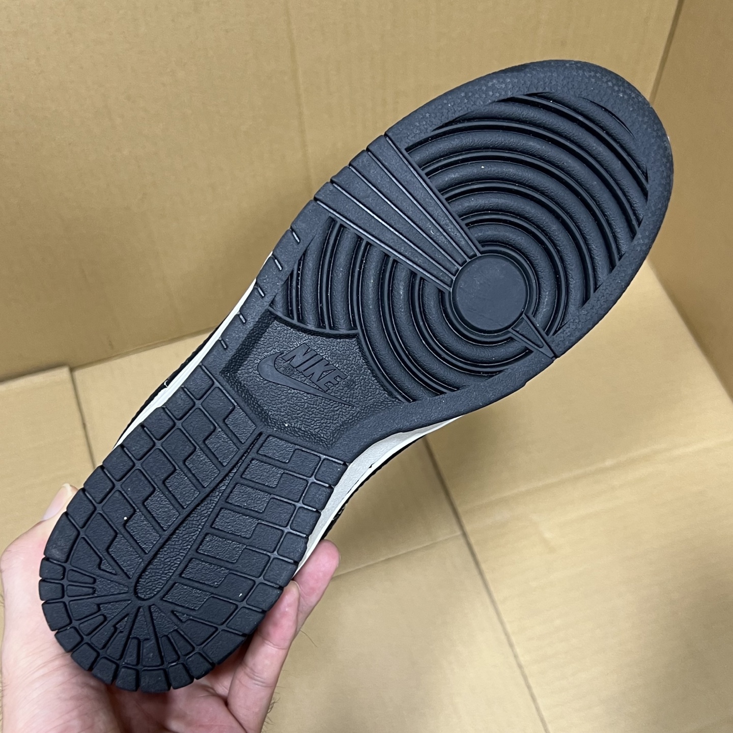 特价💰139 VT纯原dunk福利特价！
尺码35-47.5，全码输出！
外贸专供版本！细节做的相当到位！大厂出品，品质保证！18000+现货放心冲！