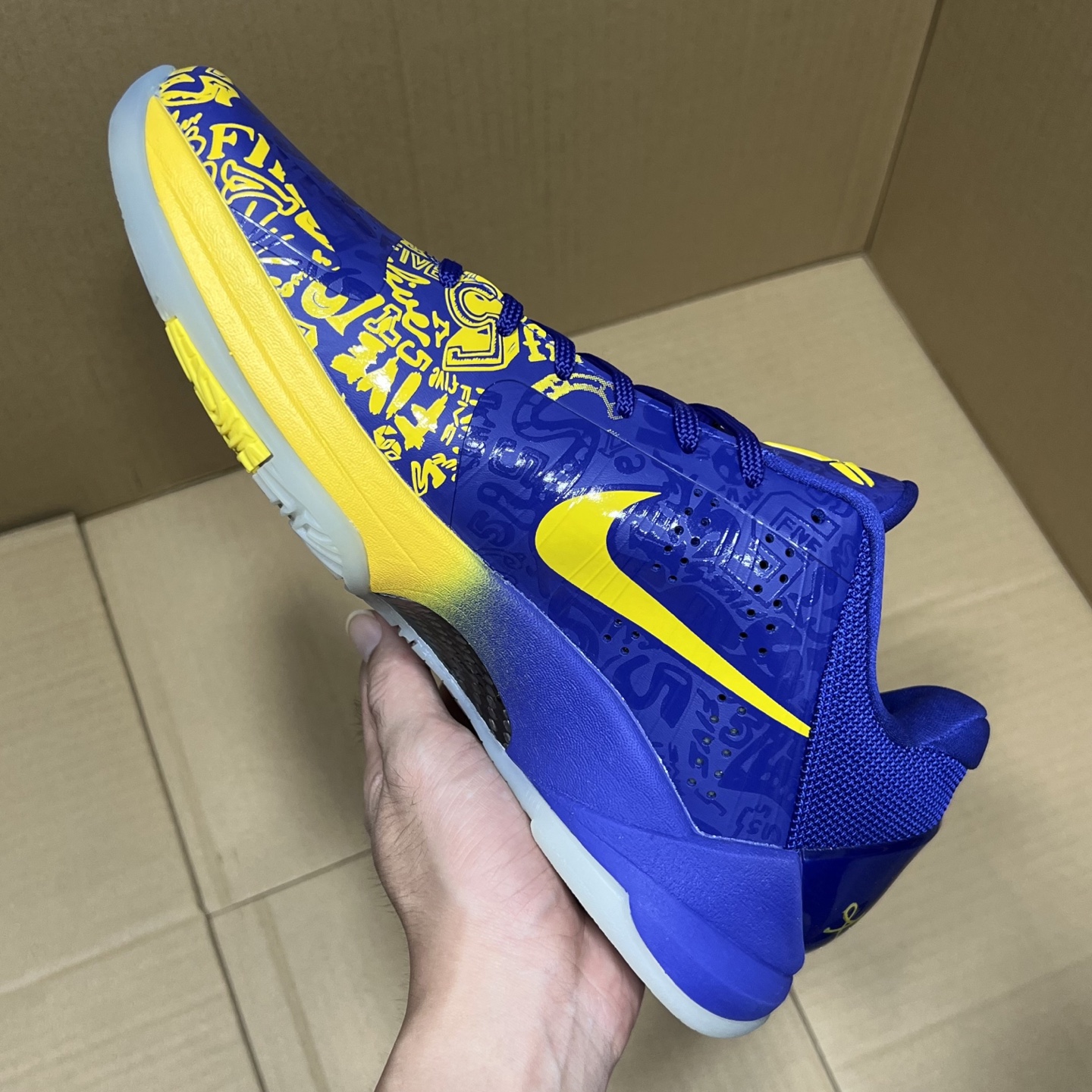 特价福利！科比系列特价！CD4991-400尺码40-48.5全码输出！原OG版本，重新上线！科比系列天