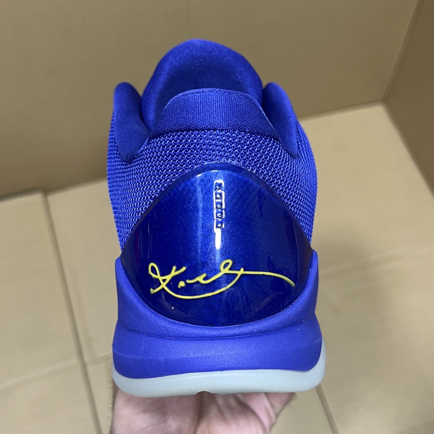 特价福利！科比系列特价！CD4991-400尺码40-48.5全码输出！原OG版本，重新上线！科比系列天