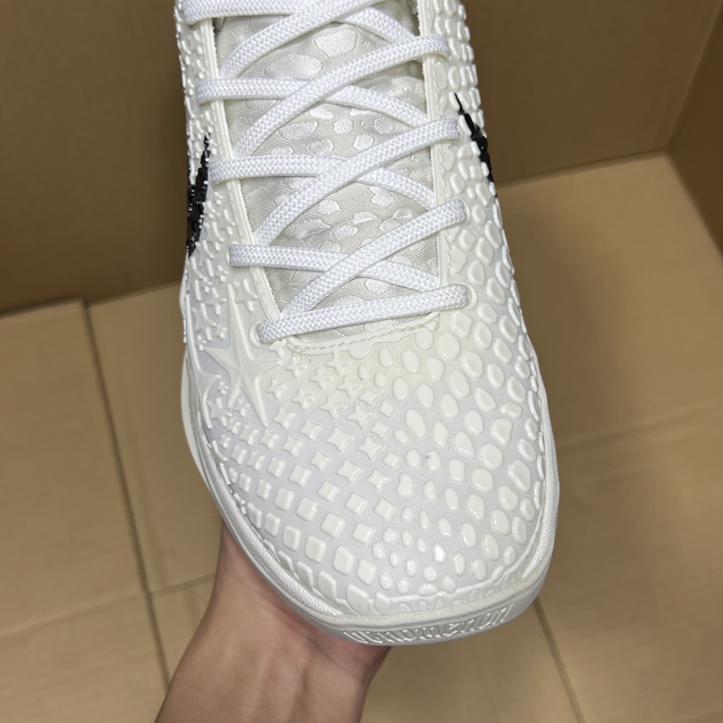 特价福利 科比 FQ3546-100尺码40-48.5全码输出！原OG版本，重新上线！科比系列天花板产品