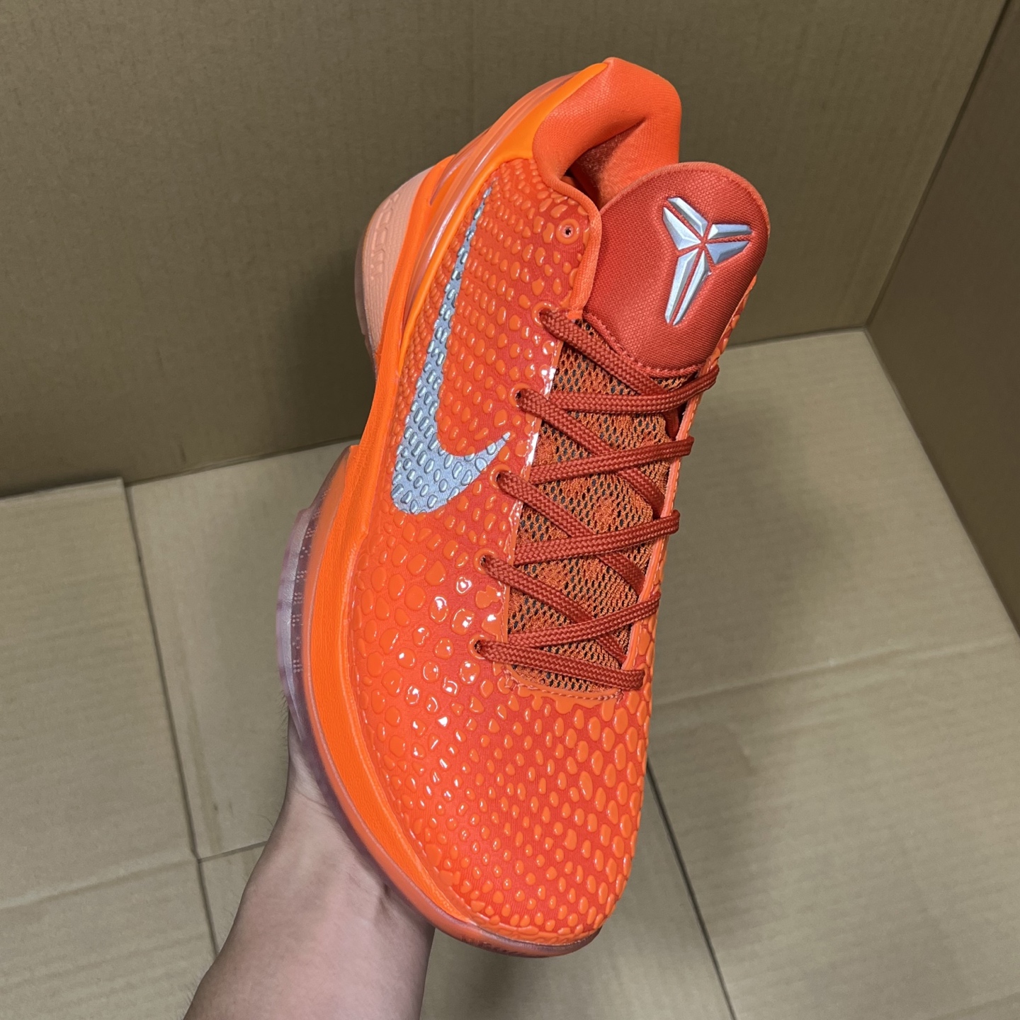 特价福利科比6系列！尺码40-48.5全码输出！原OG版本，重新上线！科比系列天花板产品！行业第一梯队N