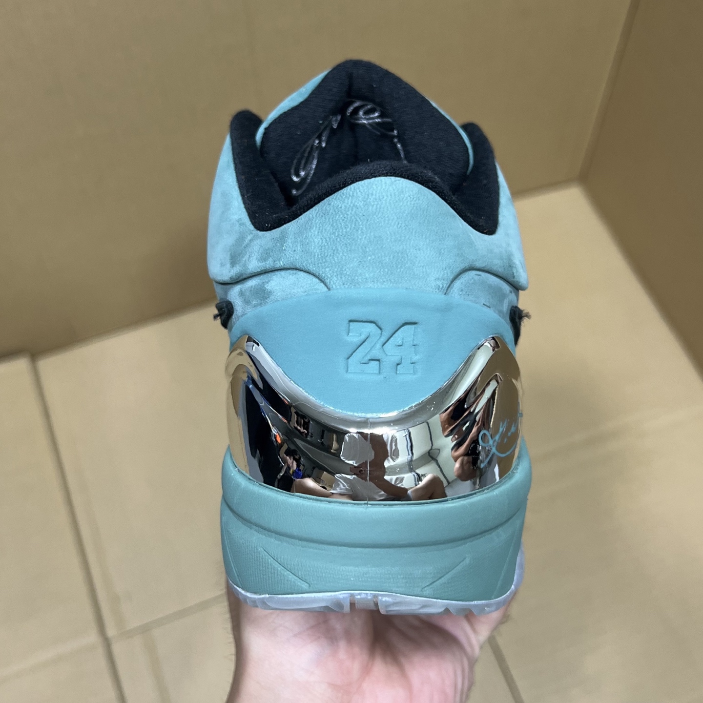 特价福利科比系 fq3545-300尺码40-48.5全码输出！原OG版本，重新上线！科比系列天花板产品