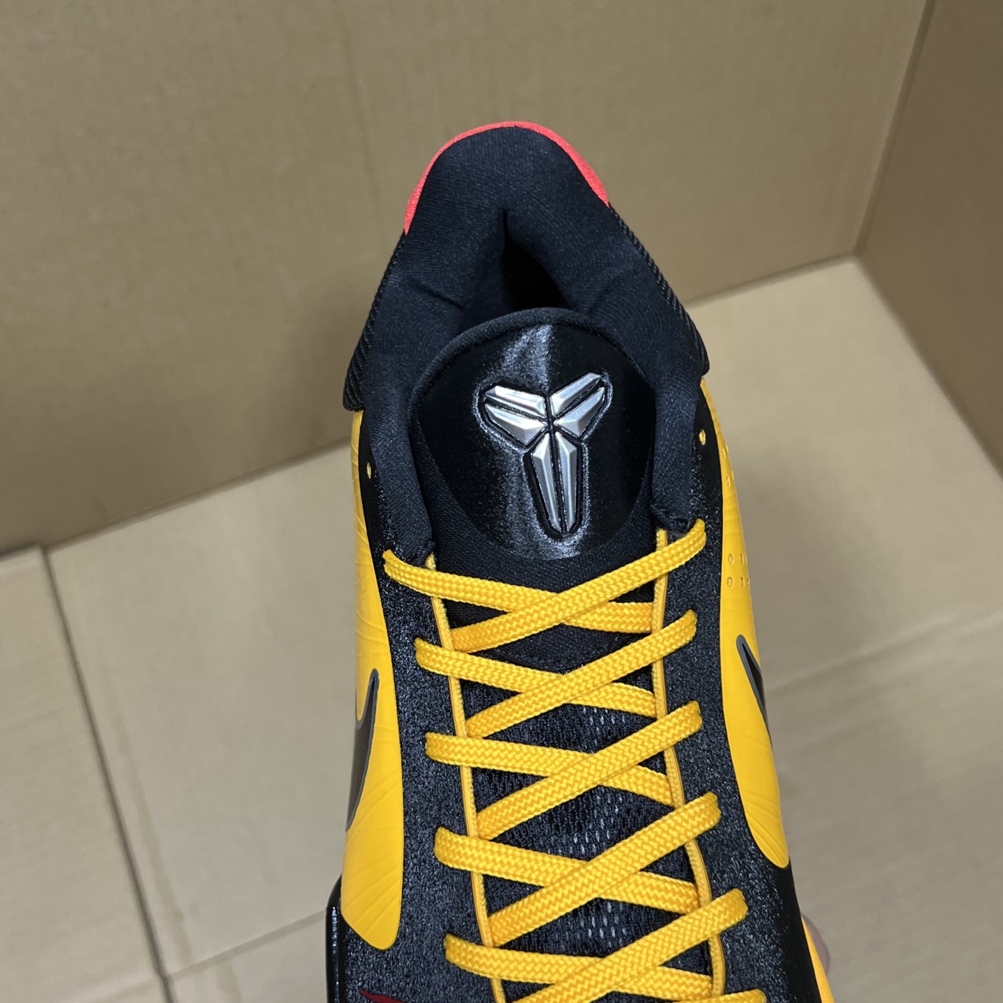 特价福利 科比5系列！CD4991-700尺码40-48.5全码输出！原OG版本，重新上线！科比系列天花