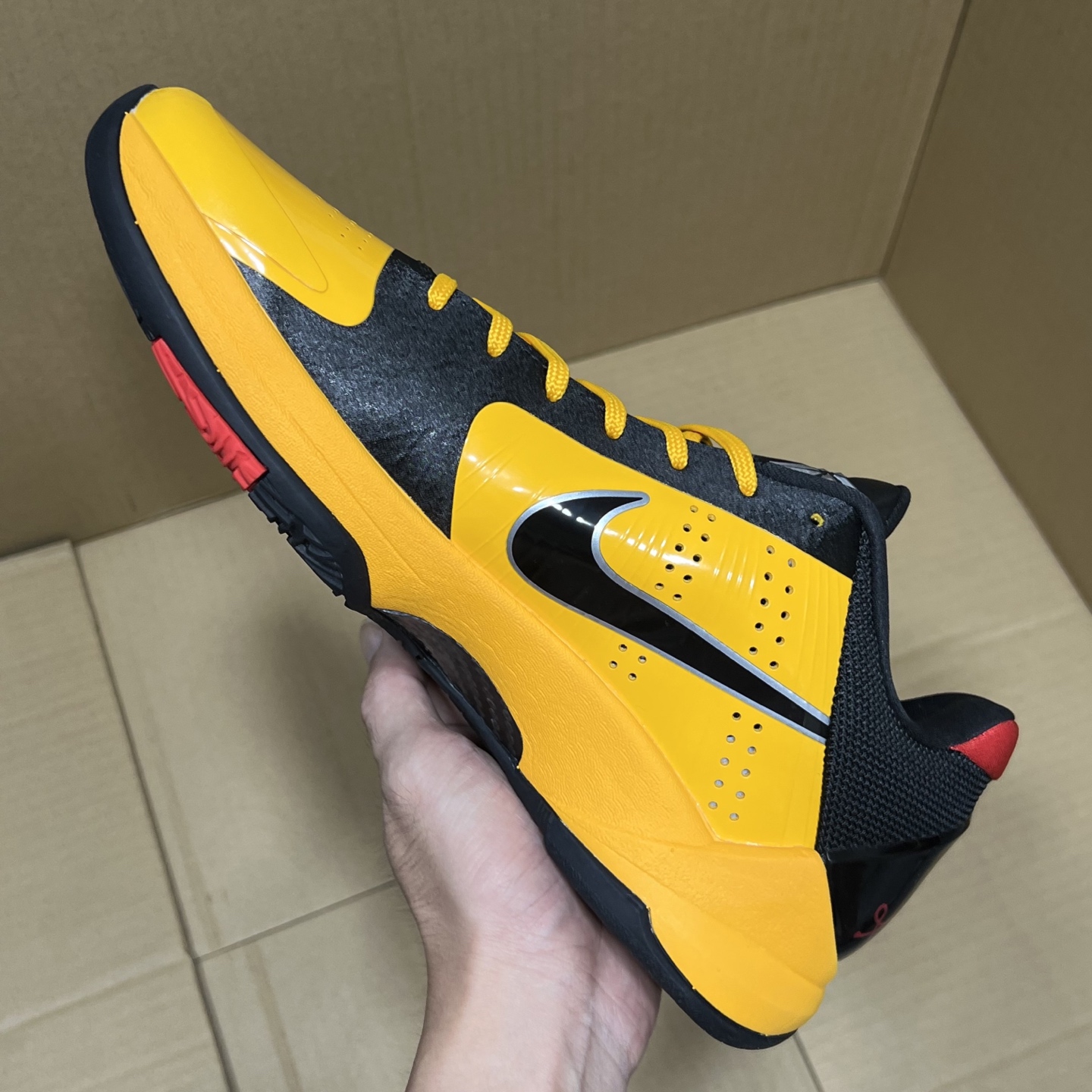 特价福利 科比5系列！CD4991-700尺码40-48.5全码输出！原OG版本，重新上线！科比系列天花