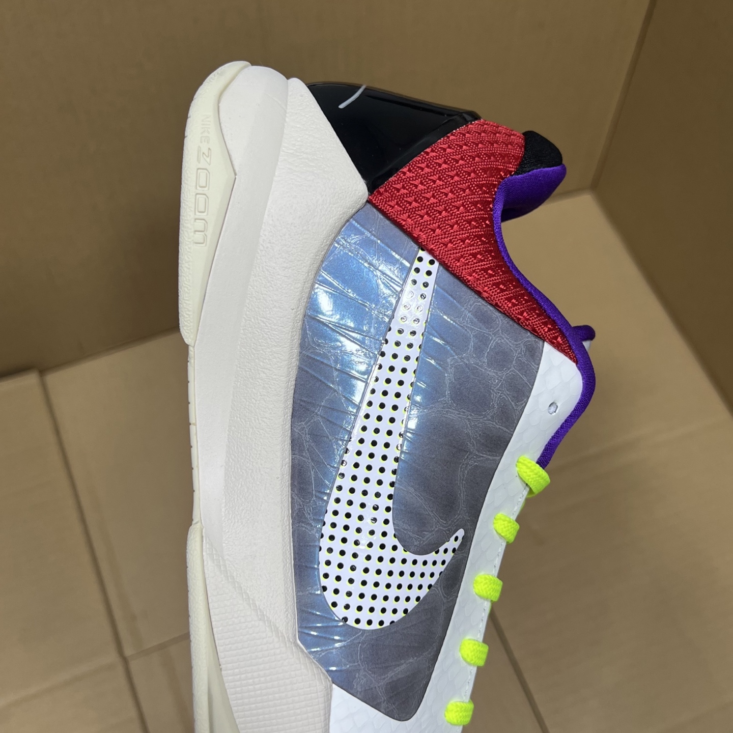 特价福利科比系列特价 cd44991-004尺码40-48.5全码输出！原OG版本，重新上线！科比系列天