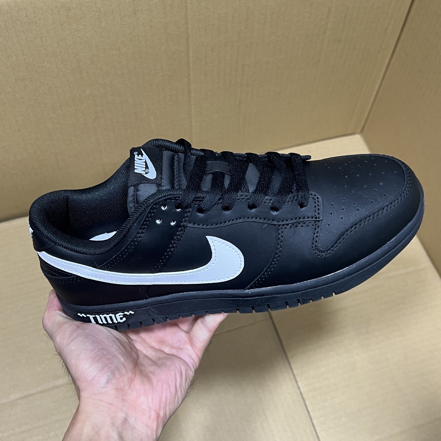 Nike Dunk Low Off-White Edition Custom Sneakers - Limited Release! 3 i1758647381590 7215 0 0