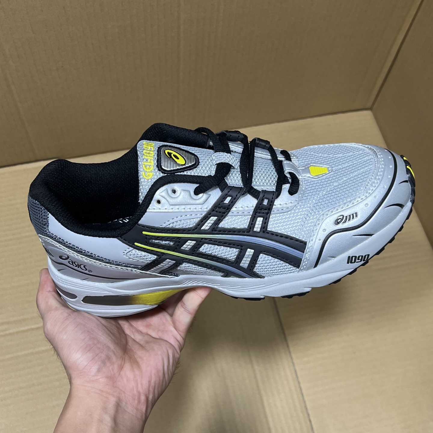 特价纯原亚瑟士GEL系列特价！尺码36-45，现货输出！大厂出品，市场原纯原版本！细节 做工 材料都是行