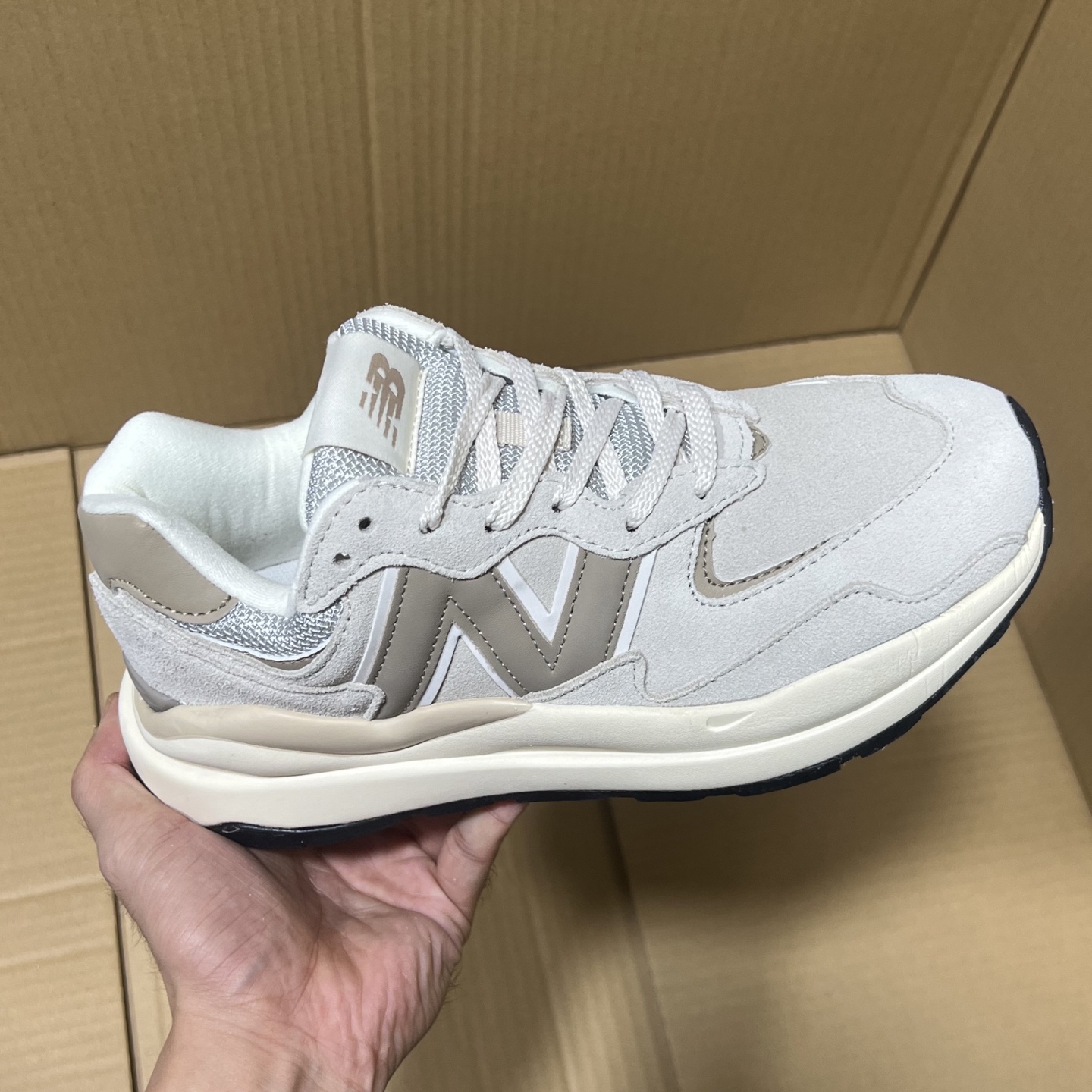 💰99.9‼️双十一活动冲刺！ W版纯原NB5740系列福利！ 尺码36-45，全码输出！ 知名外贸大厂出品！天猫 京东以及各大直播平台的冲正产品！全网最低价格，嘎嘎冲！干就完了！