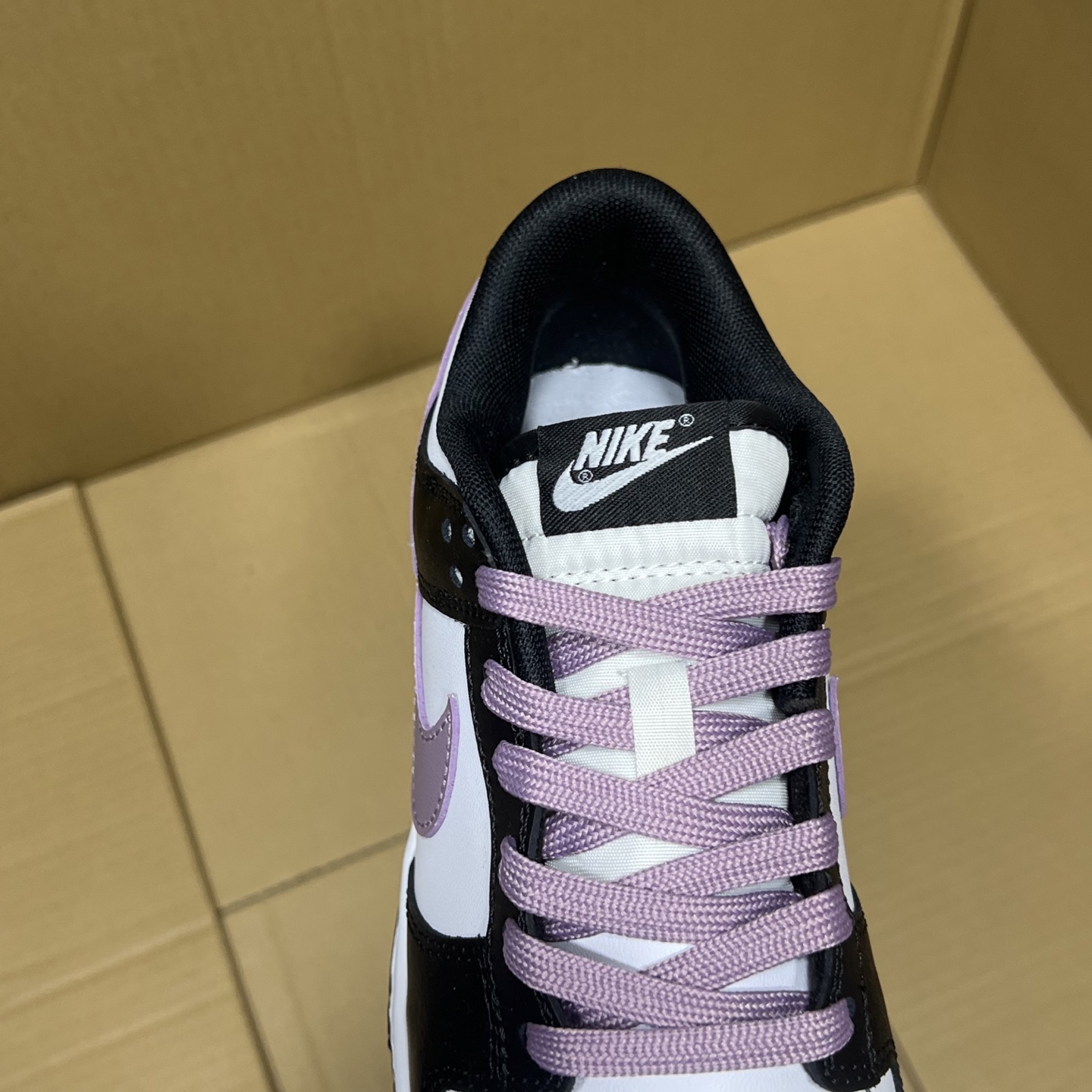 YC定制版dunk新配色！
尺码：36-46，全码出货！
纯原版本，独家定制配色！目前在售最强版本！品质 细节 如图所示！每日精准库存，售前售后无忧！各位放心买卖！