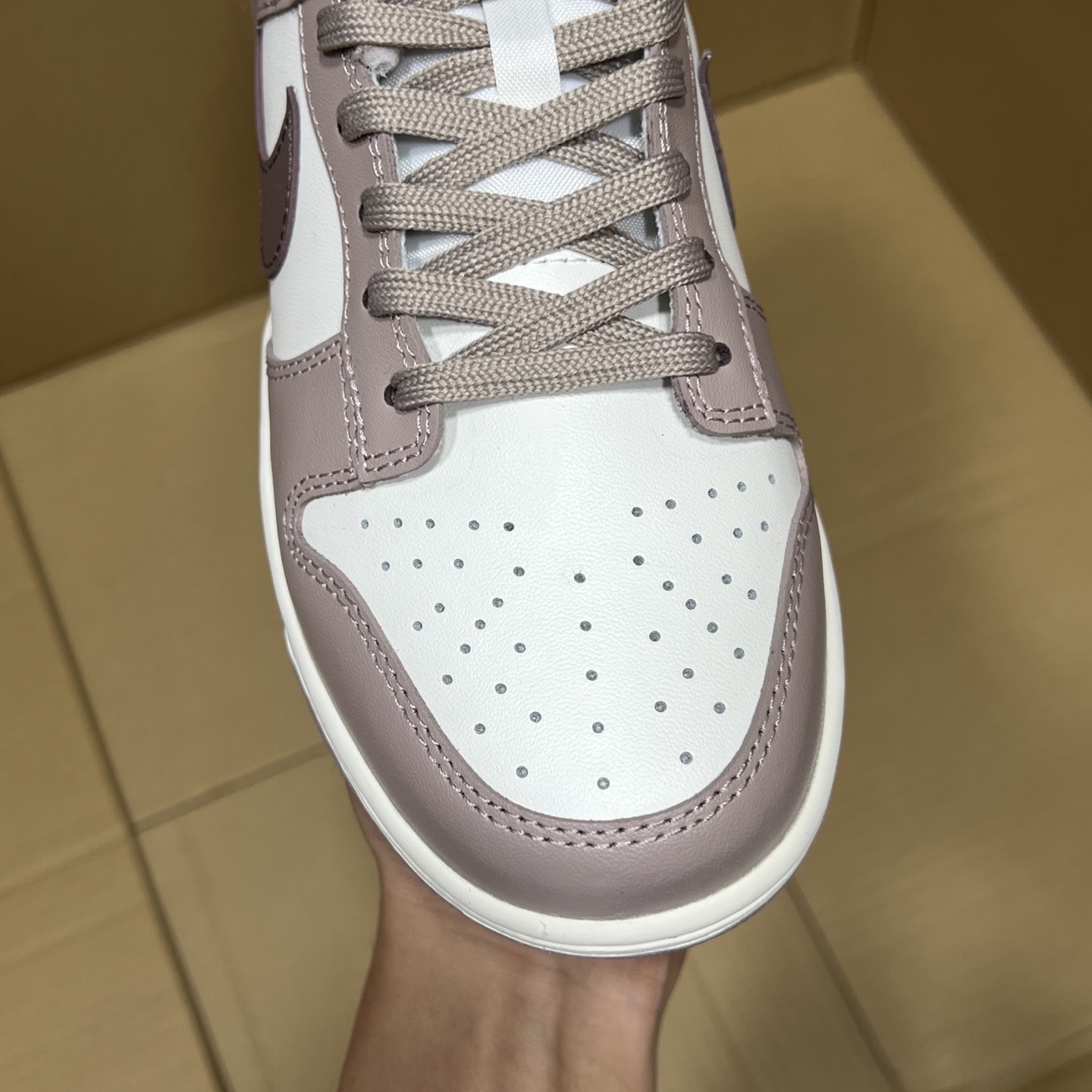 YC定制版dunk新配色！
尺码：36-46，全码出货！
纯原版本，独家定制配色！目前在售最强版本！品质 细节 如图所示！每日精准库存，售前售后无忧！各位放心买卖！