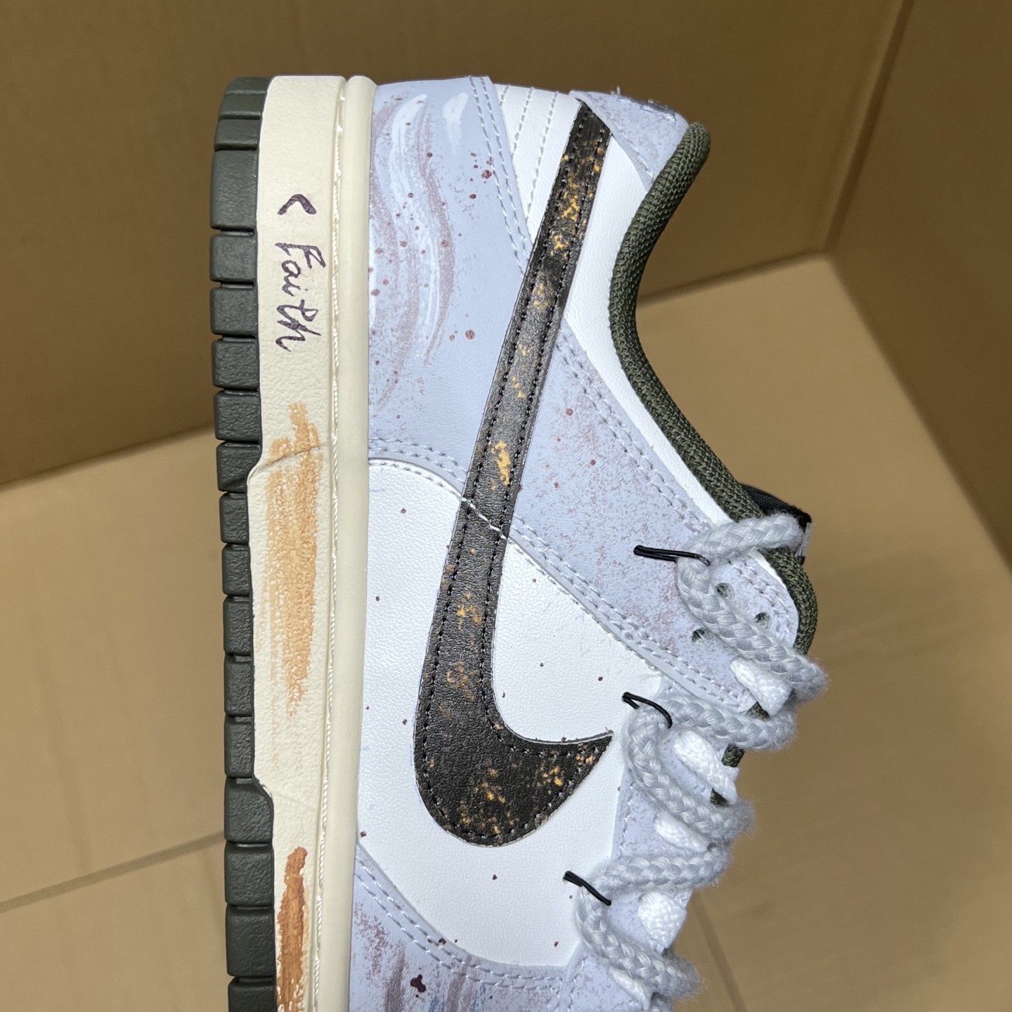 特价 双十二活动冲刺！YC定制款dunk全新福利！尺码：35.5-47.5，开冲！纯原版本，独家定制配色