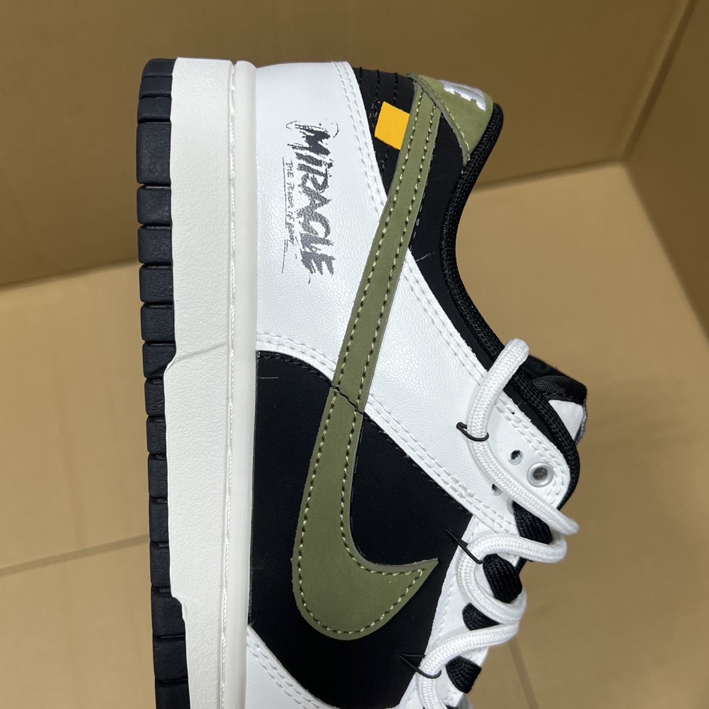 特价 双十二活动冲刺！YC定制款dunk全新福利！尺码：35.5-47.5，开冲！纯原版本，独家定制配色