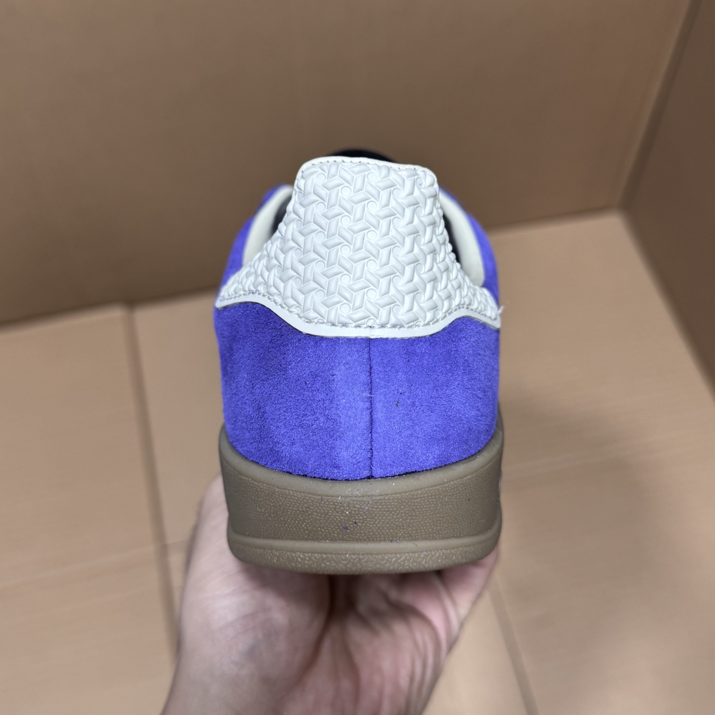 推荐特价💰99！ 
外贸纯原德训2.0特价！
尺码35.5-45，全码齐开冲！
市场知名外贸版本福利！原先专供外贸充正平台，品质价格都很美丽，有喜欢的可以入手！