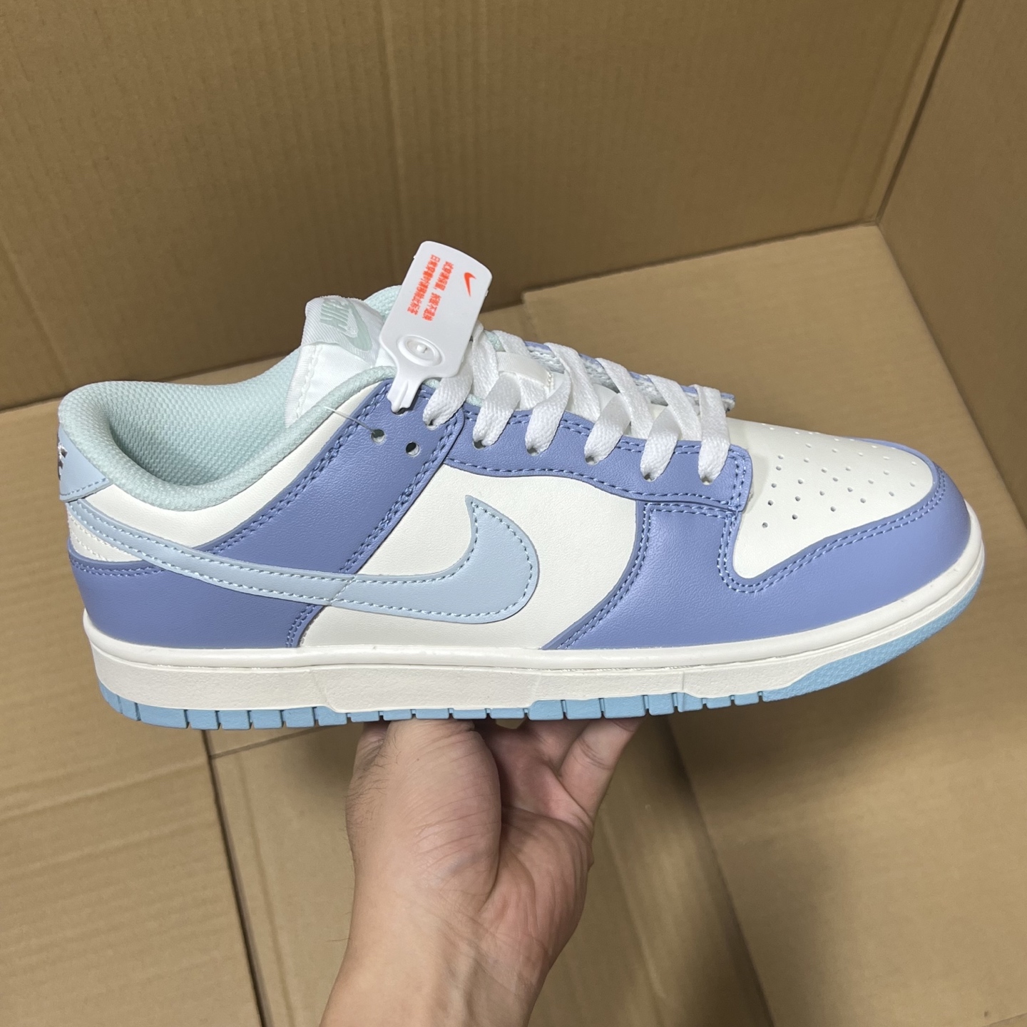 年终福利！
BF版dunk福利特价！
尺码35.5-46，品质实拍如图！市场性价比天花板！老牌工厂，品质稳定！7000+现货，白菜价福利冲刺！欢迎冲量客户合作来谈！