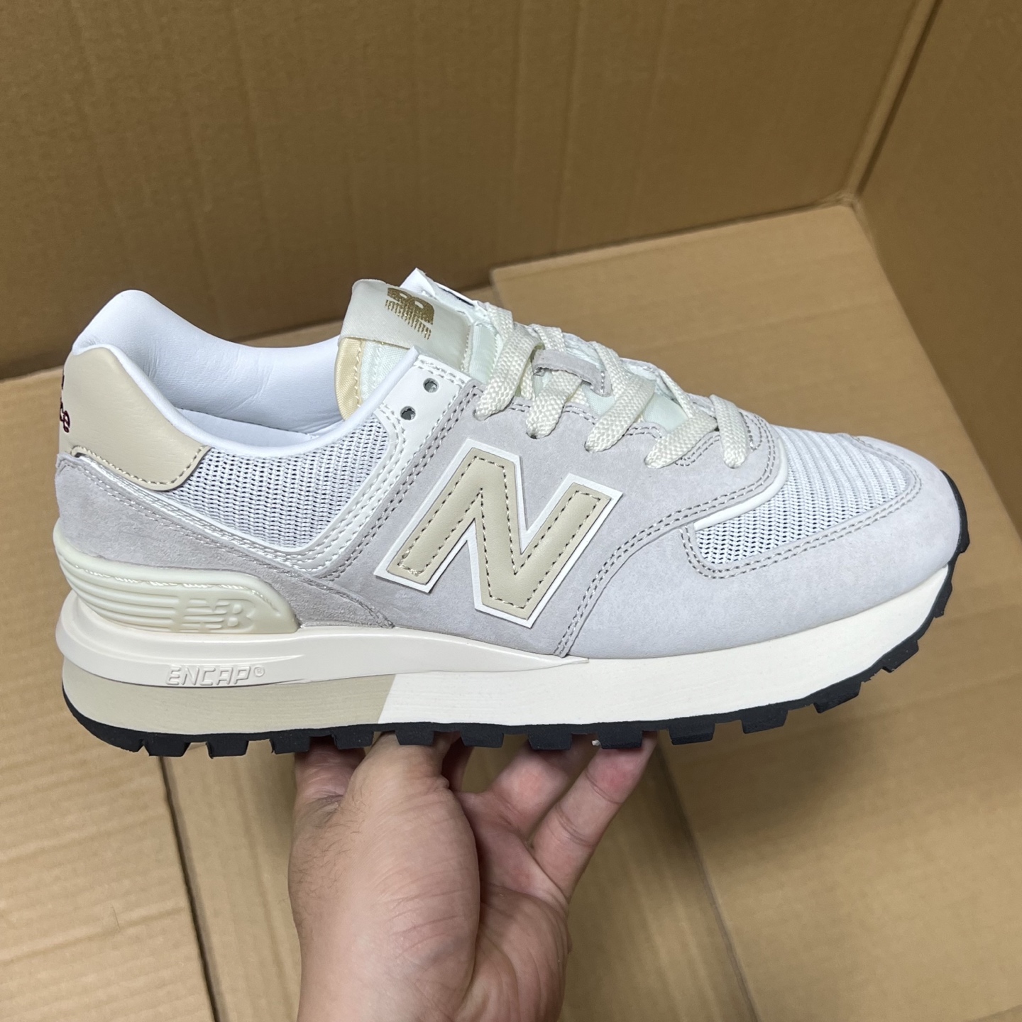 奥莱NB574福利调价! 全码输出! 天猫 京东等平台充正订单!唯一原厂材料制作!白菜价体验正品!售前 售后 一包到底!编码0A578695
