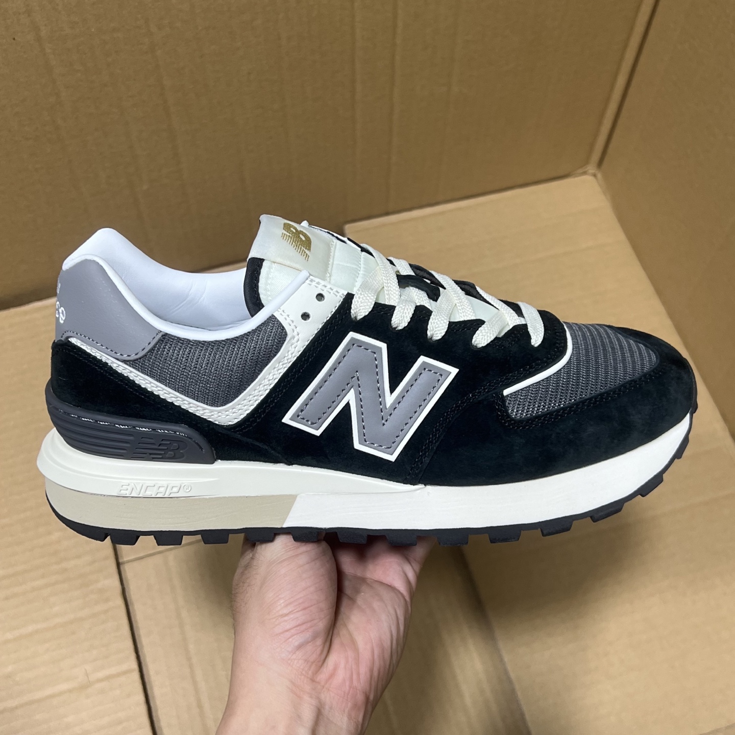 奥莱NB574福利调价! 全码输出! 天猫 京东等平台充正订单!唯一原厂材料制作!白菜价体验正品!售前 售后 一包到底!编码0A578695