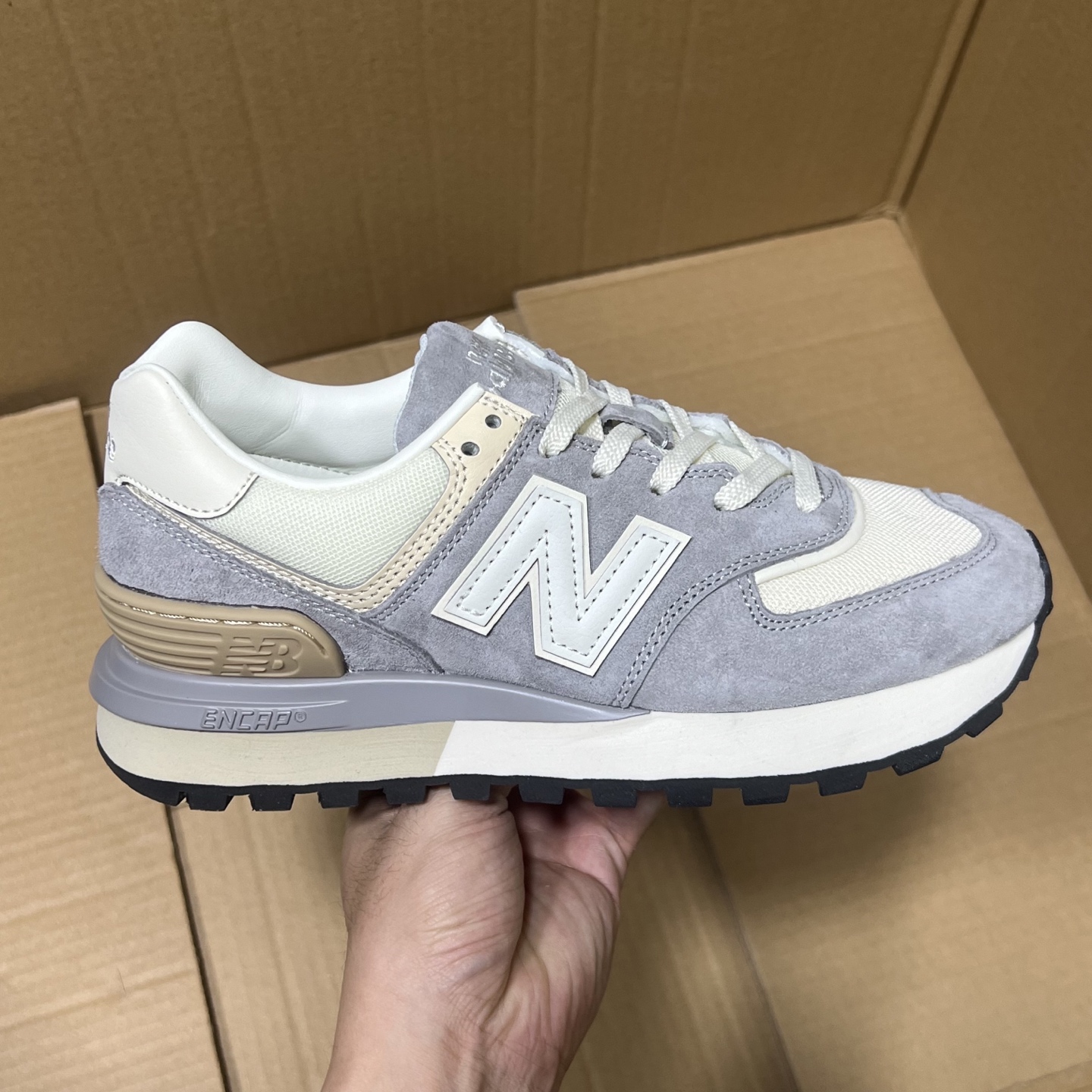 奥莱NB574福利调价! 全码输出! 天猫 京东等平台充正订单!唯一原厂材料制作!白菜价体验正品!售前 售后 一包到底!编码0A578695