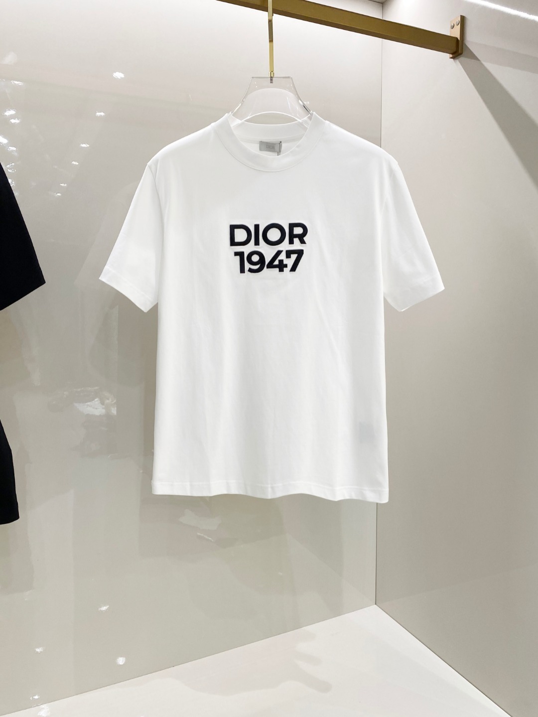  Dio*🆕 2025ss春夏新款棉质圆领短袖T恤 胸前重工刺绣🪡工艺 顶级丝光棉面料定制 标准版型
黑