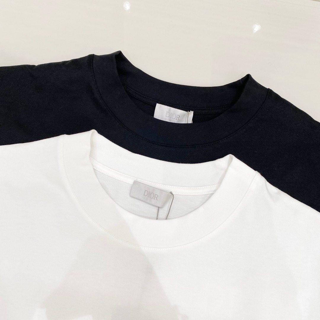  Dio*🆕 2025ss春夏新款棉质圆领短袖T恤 胸前重工刺绣🪡工艺 顶级丝光棉面料定制 标准版型
黑