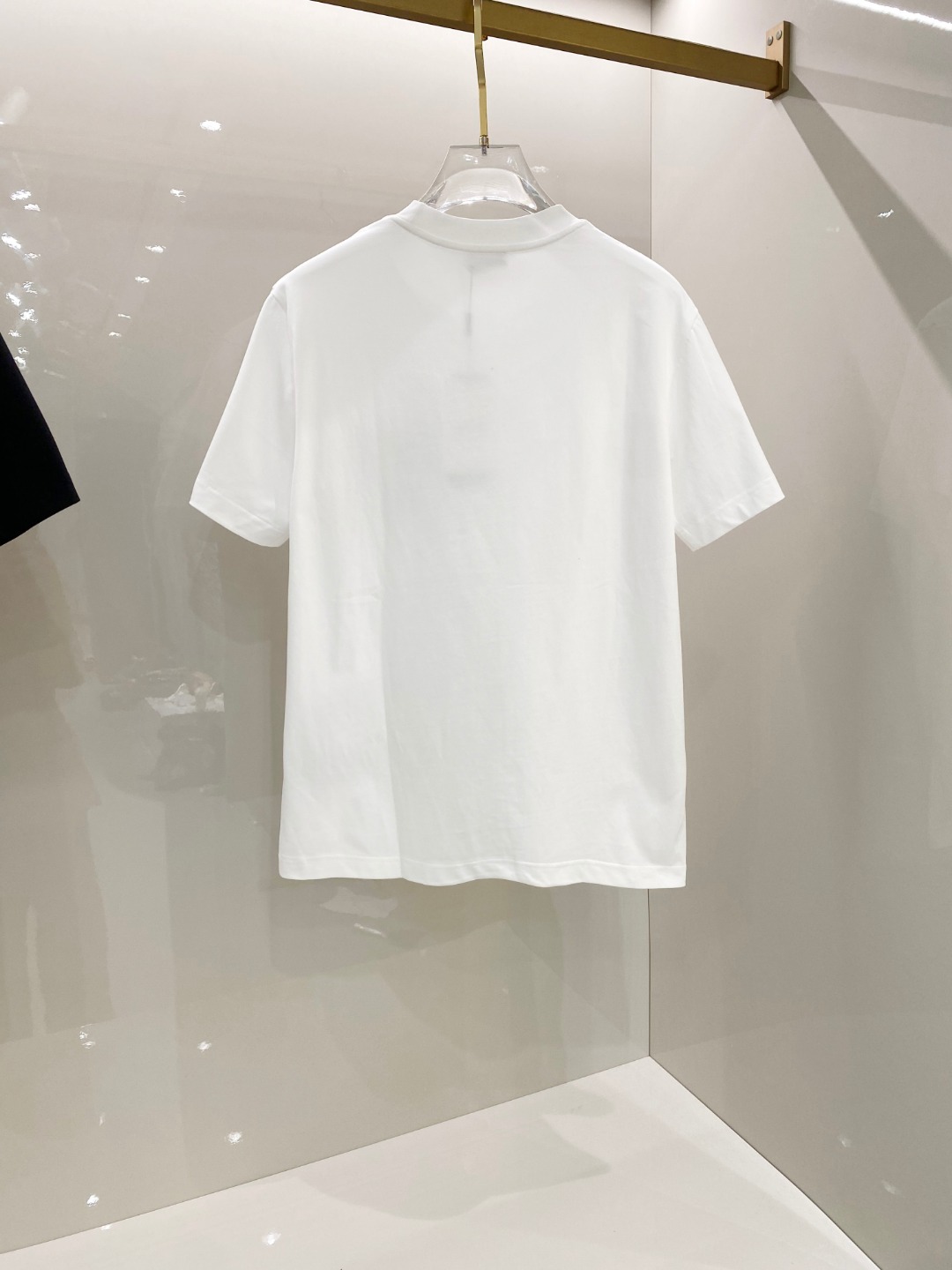  Dio*🆕 2025ss春夏新款棉质圆领短袖T恤 胸前重工刺绣🪡工艺 顶级丝光棉面料定制 标准版型
黑