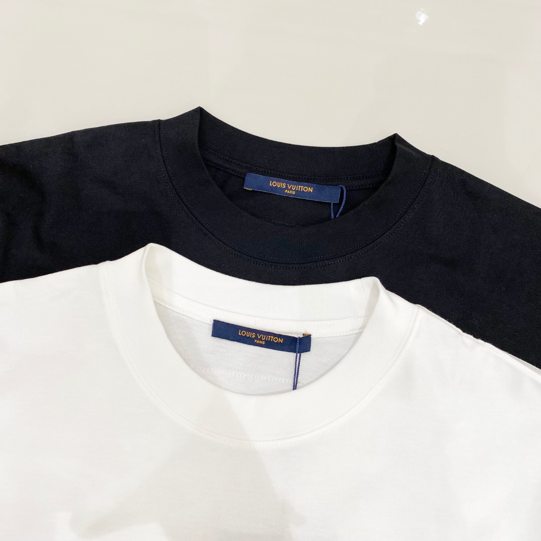  LV 2025早春 最新款短袖T恤，原标 定制面料，手感柔软，穿着舒适，做工精细.上身效果无敌帅气， 